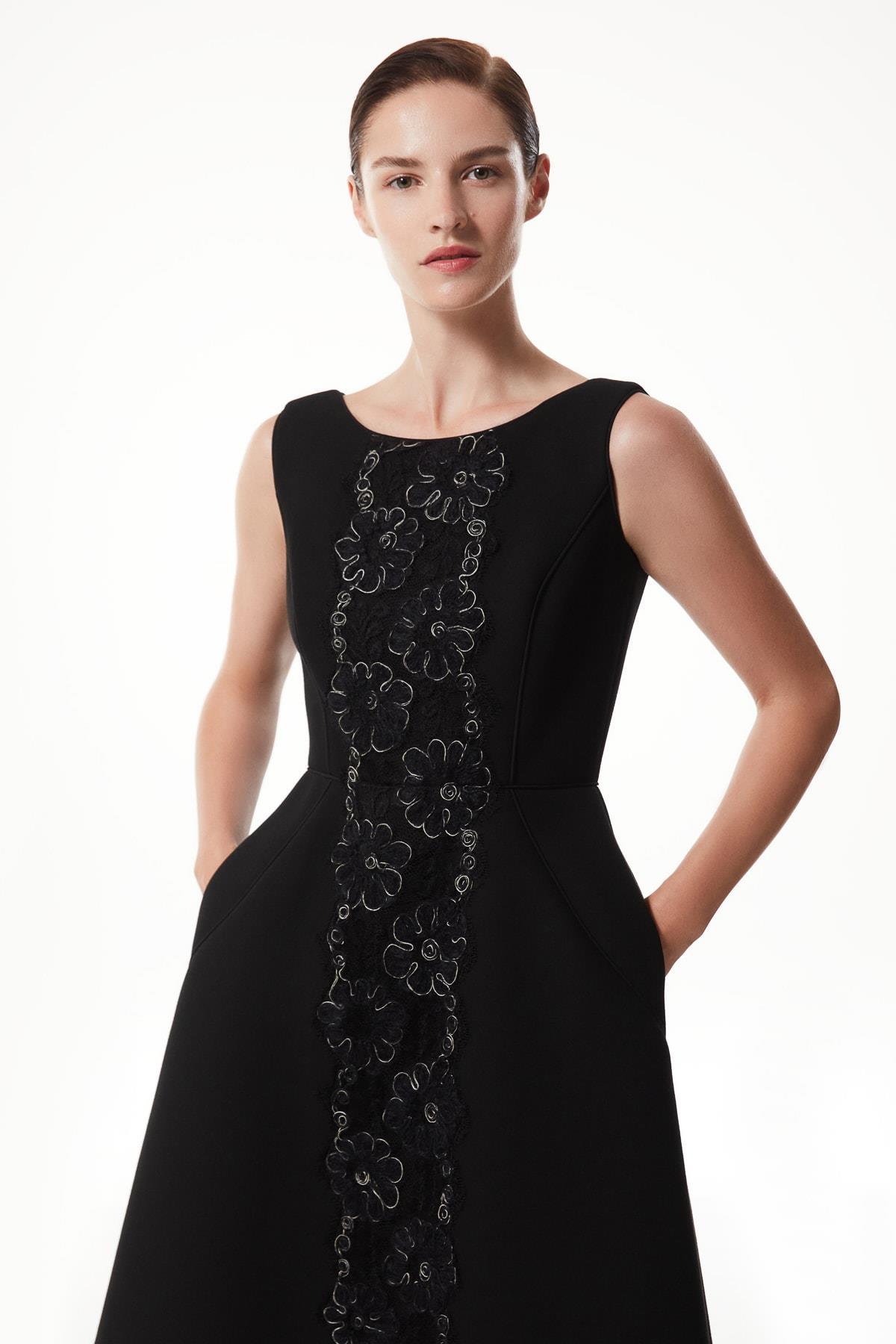 MACHKA SIYAH 02127 / ELBISE