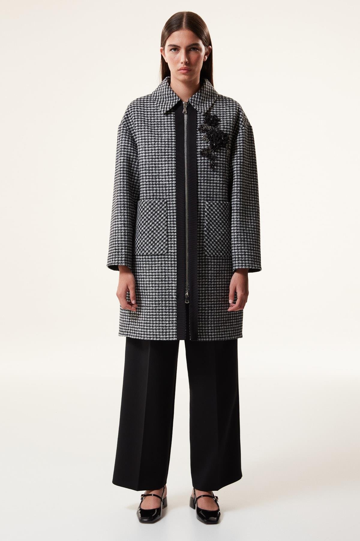 MACHKA SIYAH 08032 / KABAN