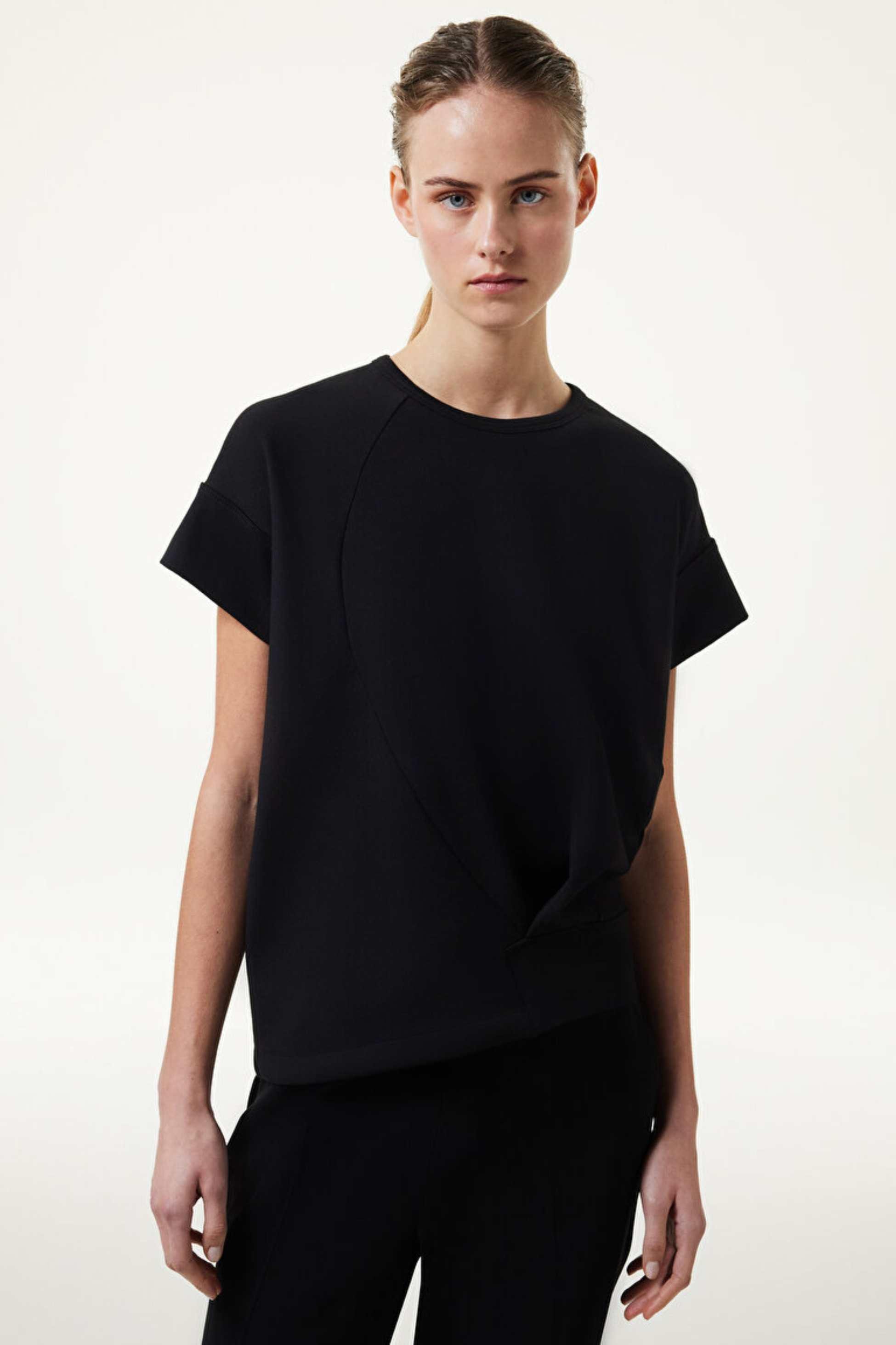 MACHKA SIYAH 70005 / T-SHIRT