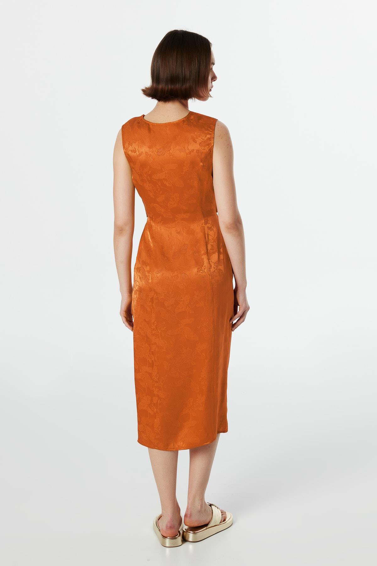 TWIST Turuncu Jakarlı Saten Elbise