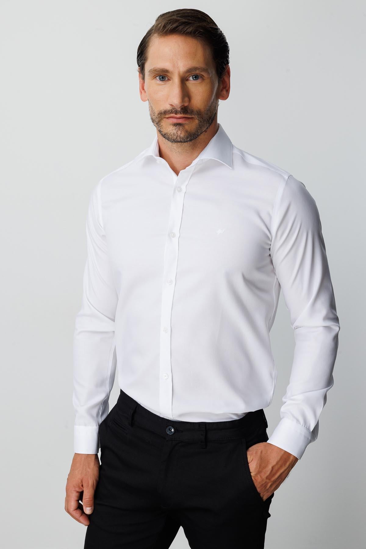 Beyaz Slim Fit Dar Kalıp Klasik Yaka Düz Uzun Kollu Cepsiz %100 Pamuk Gömlek