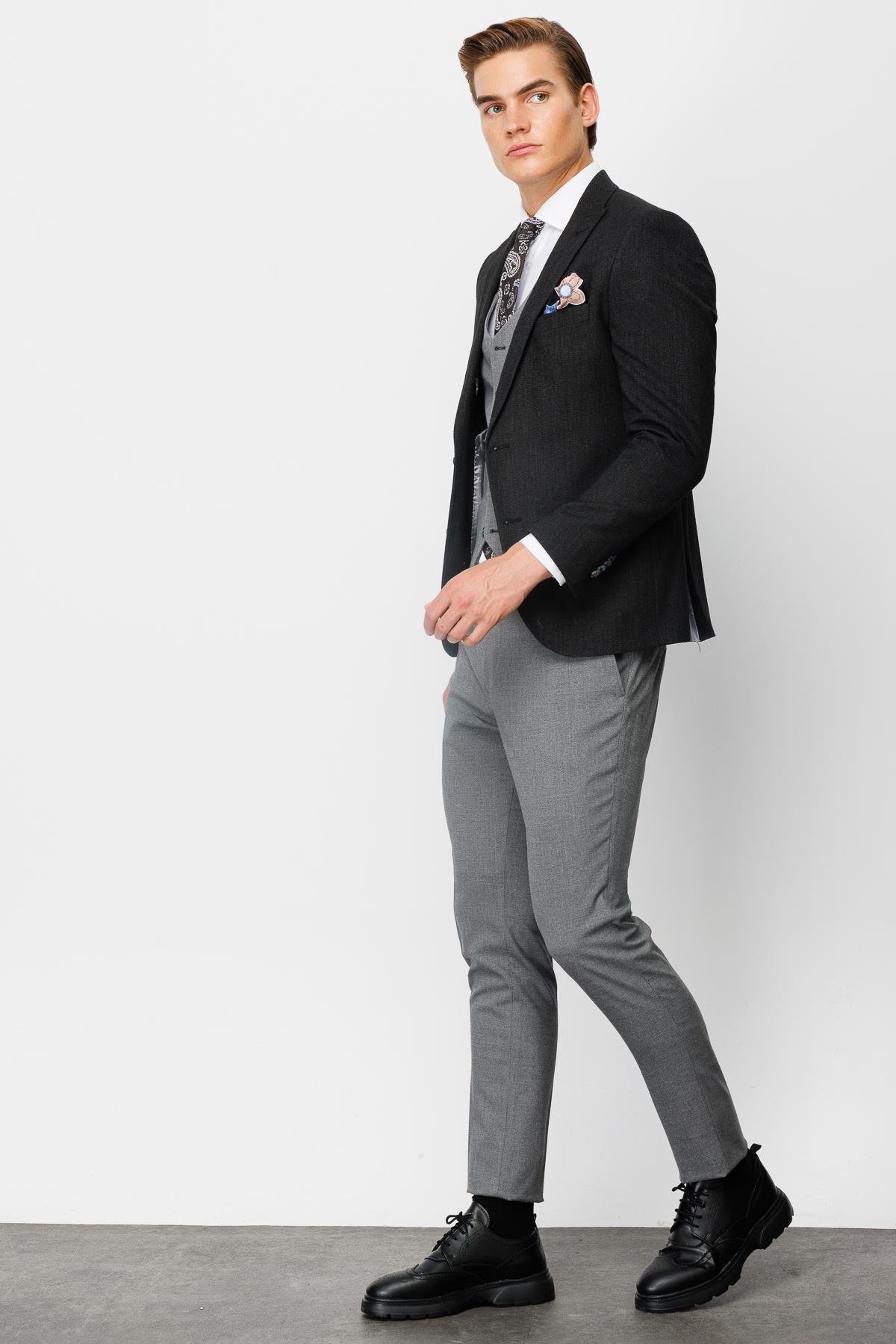 ERKEK SİYAH SLIM FIT / DAR KALIP İNCE KIRLANGIÇ KOMBİNLİ TAKIM ELBİSE