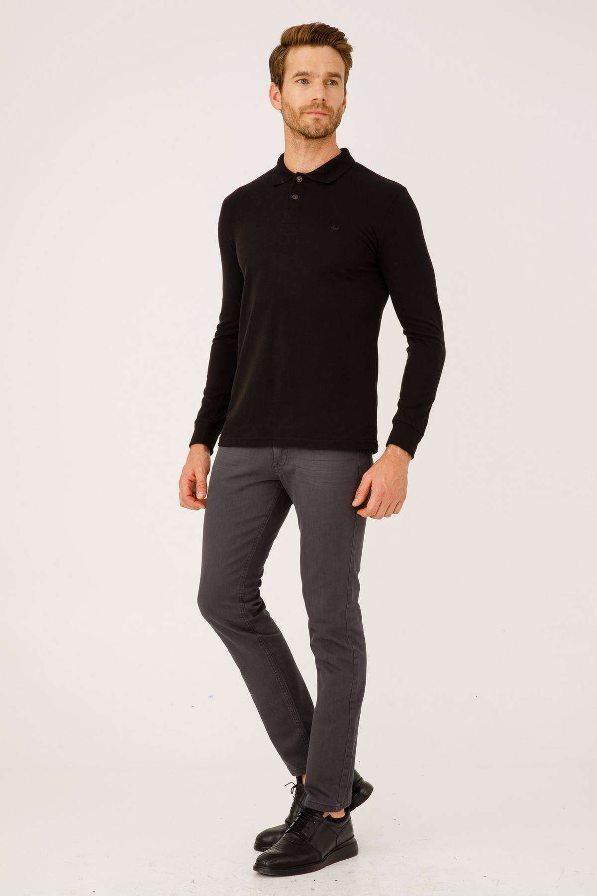 ERKEK SİYAH STANDART POLO YAKA DÜĞMELİ SWEATSHİRT