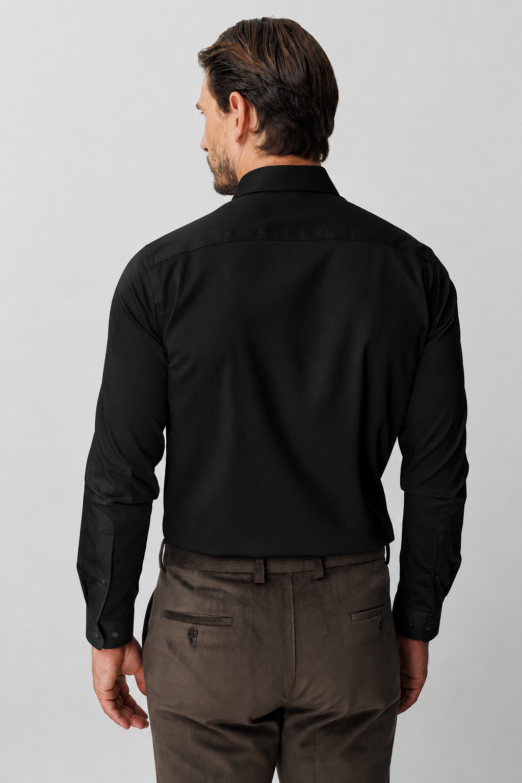 Siyah Regular Fit Geniş Kalıp Klasik Yaka Düz Uzun Kollu Cepsiz %100 Pamuk Non Iron Ütü İstemeyen Gömlek 