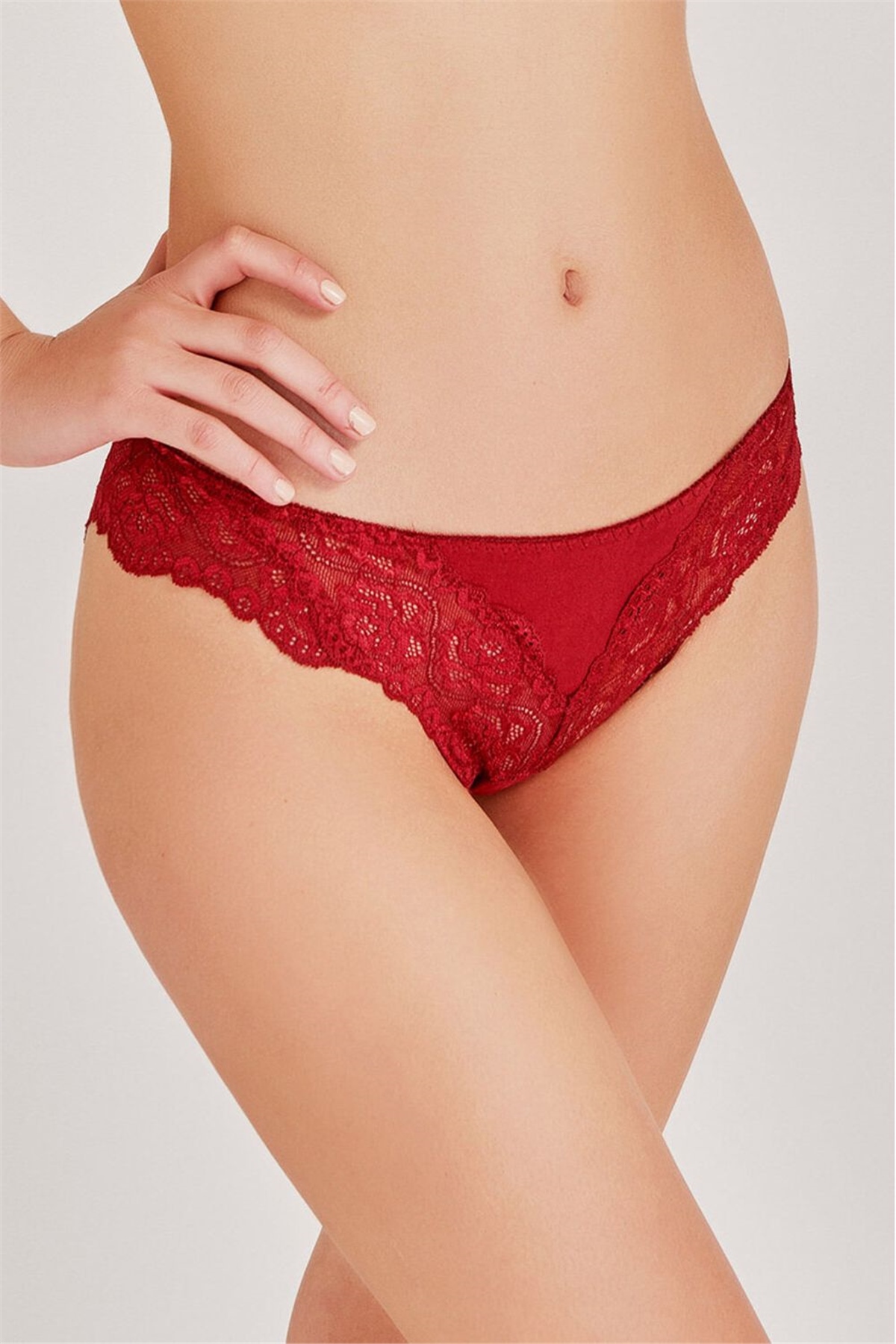 Magic Form 423 Kadın Kırmızı Dantelli Kumaş Detaylı KülotSlip KülotMagic Form