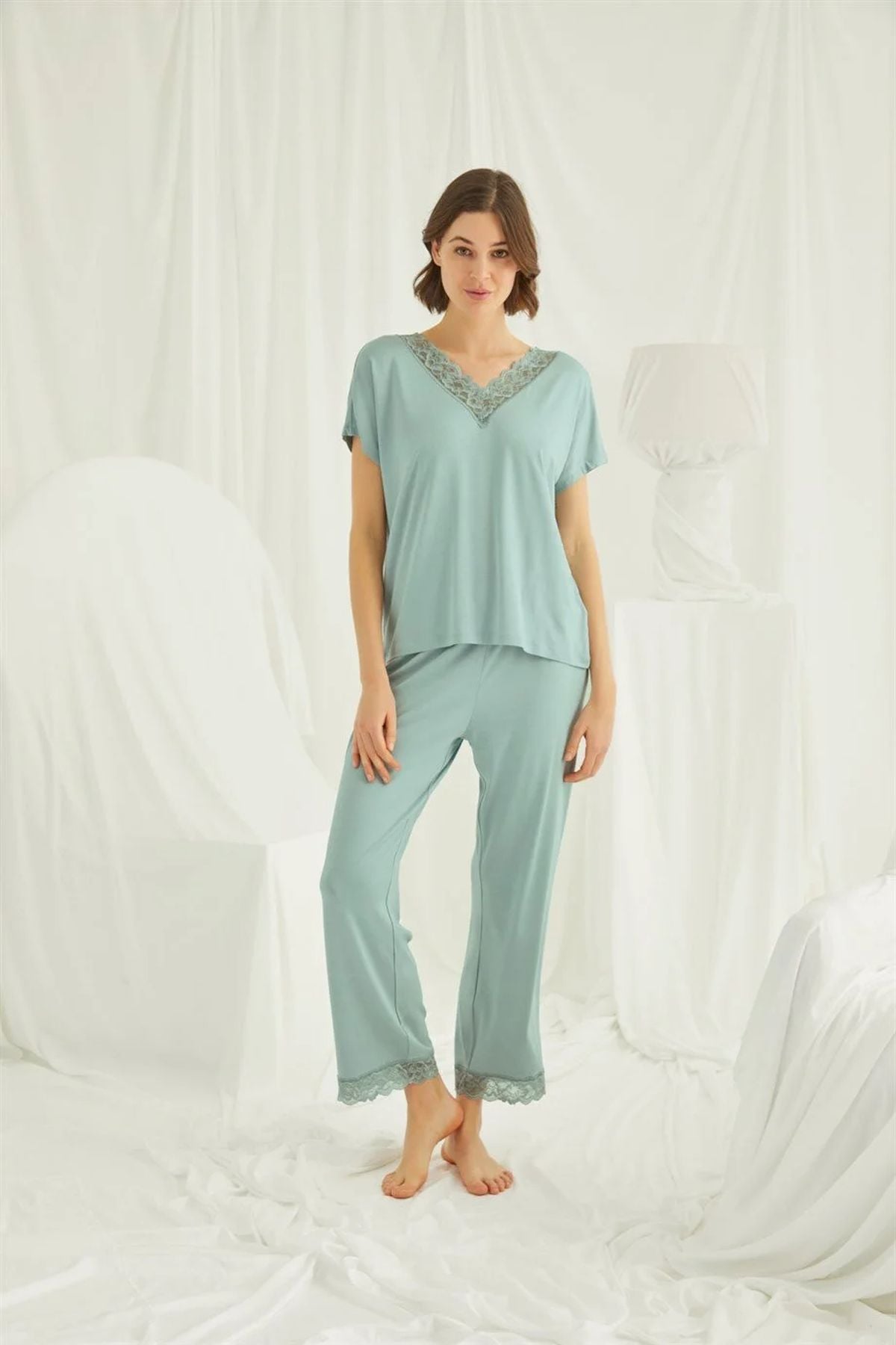 Monamise Kadın Açık Yeşil Dantelli V Yakalı Kısa Kol Pijama Takımı 18465Kadın Pijama TakımıMonamise