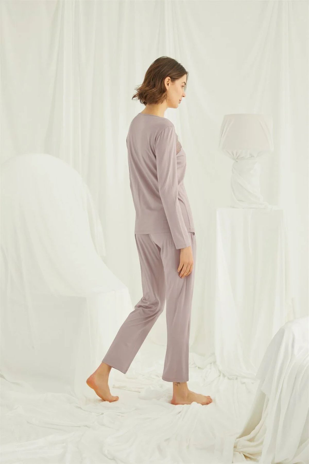 Monamise Kadın Vizon Omzu Dantelli Önü Boydan Düğmeli Pijama Takımı 18434Kadın Pijama TakımıMonamise