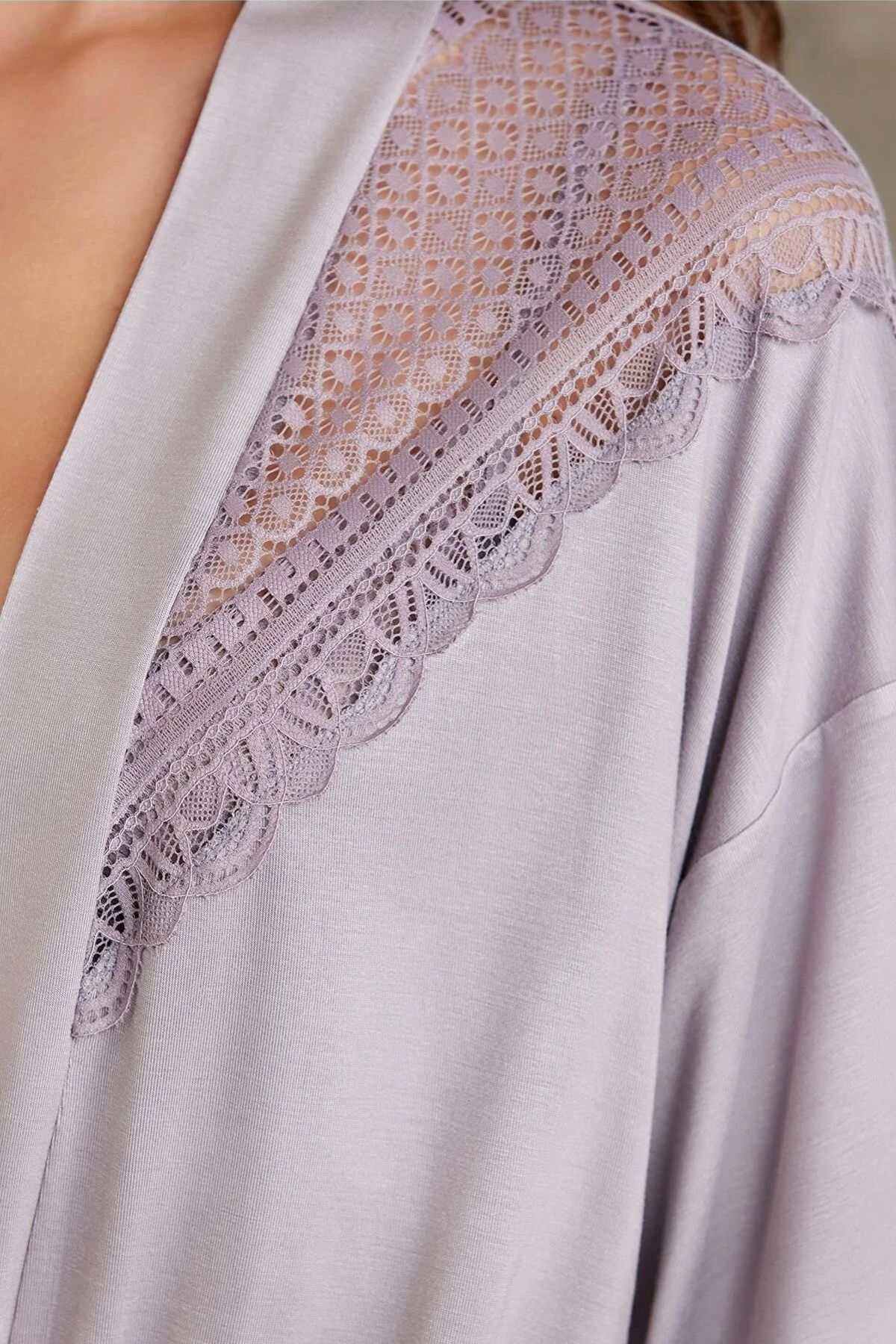 Pierre Cardin 2820 Royal Dantelli Penye 3'lü Kadın Şortlu Pijama TakımıKadın Sabahlıklı Pijama TakımıPierre Cardin