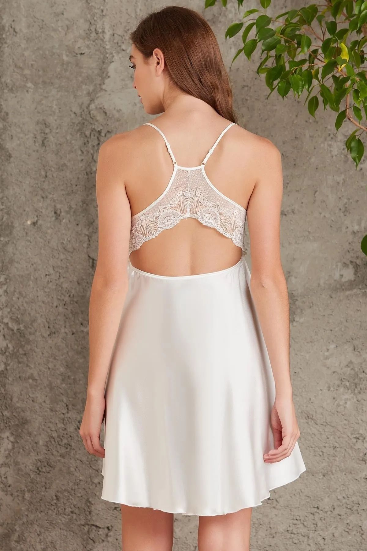 Pierre Cardin 7085 Kadın Ekru Gelin Çeyiz Seti 4'lü Saten Sabahlık Gecelik Şortlu TakımSetlerPierre Cardin