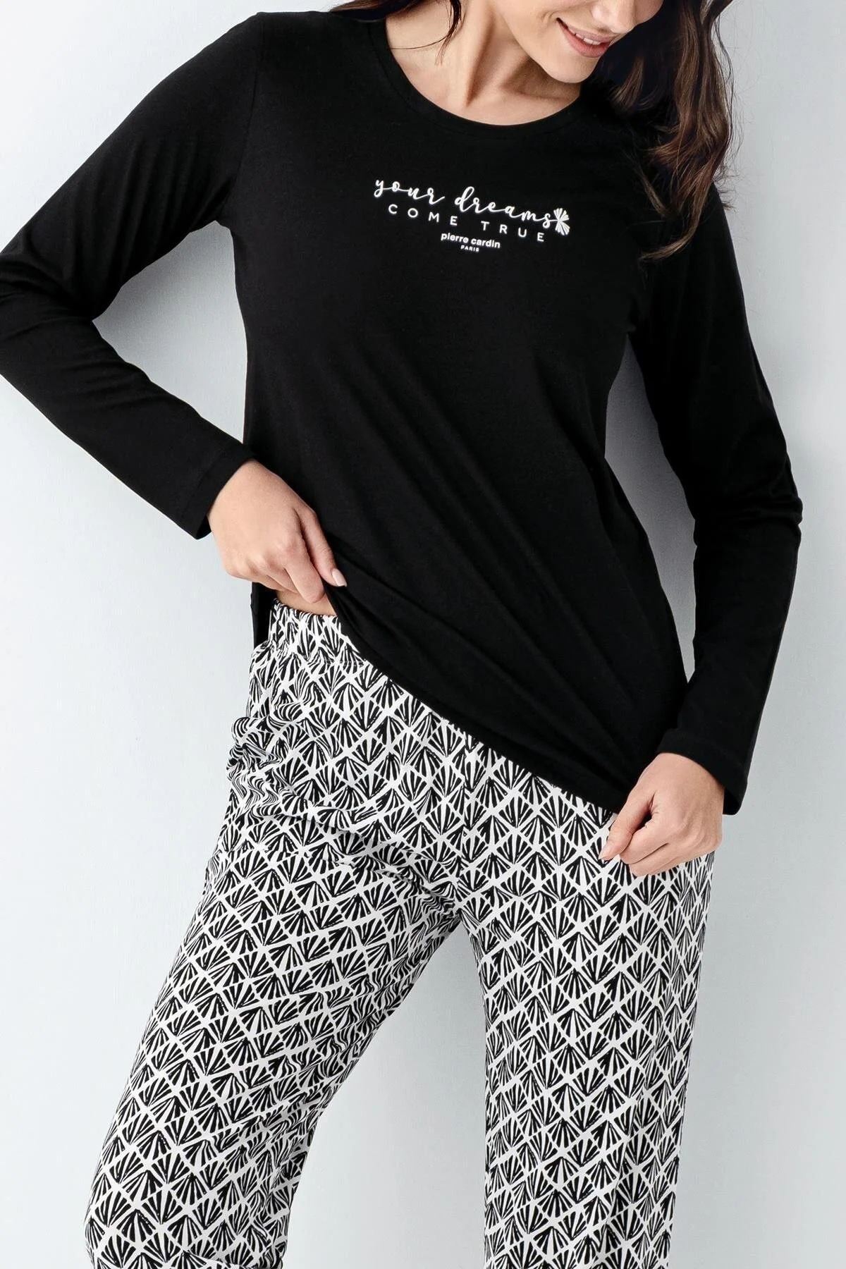 Pierre Cardin 9068 Kadın Siyah Uzun Kollu Yuvarlak Yaka Pijama TakımıKadın Pijama TakımıPierre Cardin
