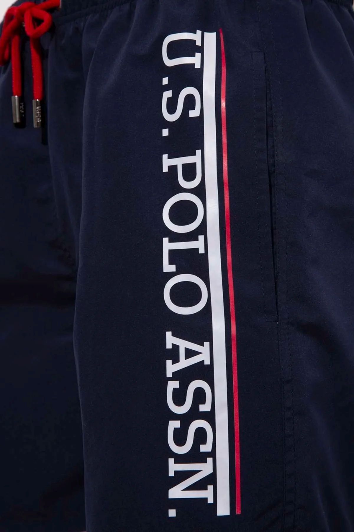 U.S. Polo Assn. 22000 Lacivert Cepli Orta Boy Erkek Deniz ŞortuDeniz ŞortuU.S. Polo Assn.