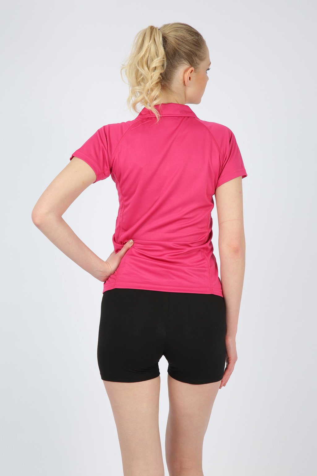 MARİA  BAYAN POLO YAKA T SHIRT