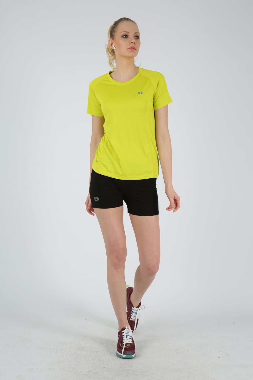 SELENA BAYAN BASIC YAKA T SHIRT