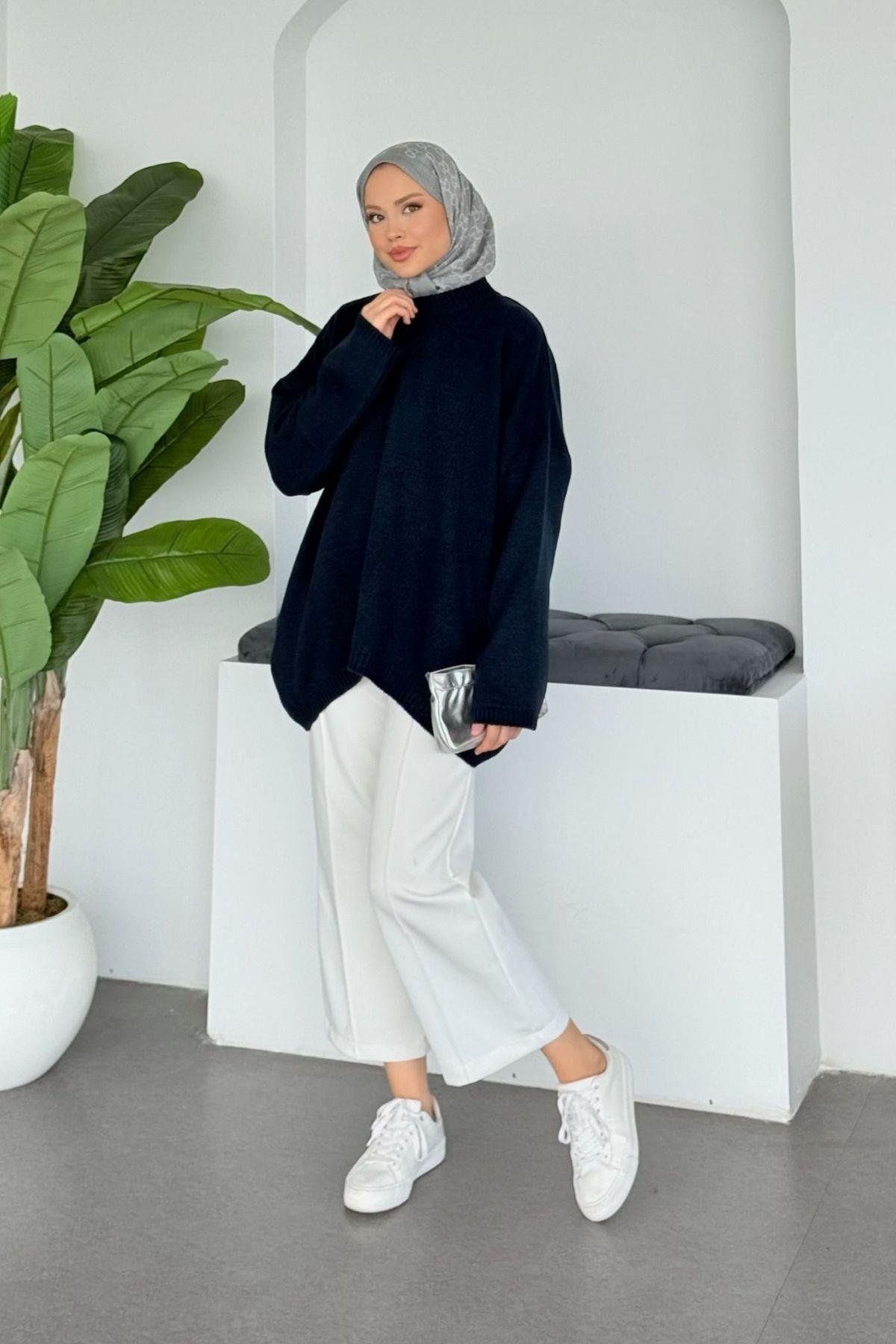  Sezin Ön Oval Kazak Koyu Lacivert, Fiyatları  Sezin Ön Oval Kazak Koyu Lacivert- Haza Moda 