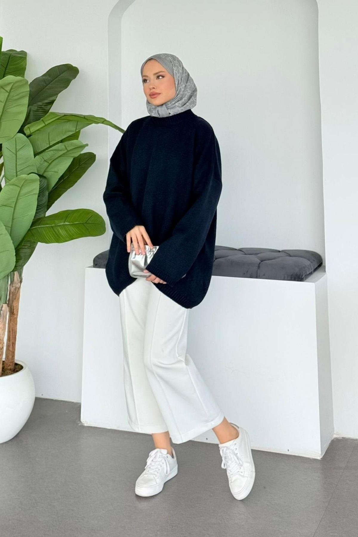  Sezin Ön Oval Kazak Koyu Lacivert, Fiyatları  Sezin Ön Oval Kazak Koyu Lacivert- Haza Moda 