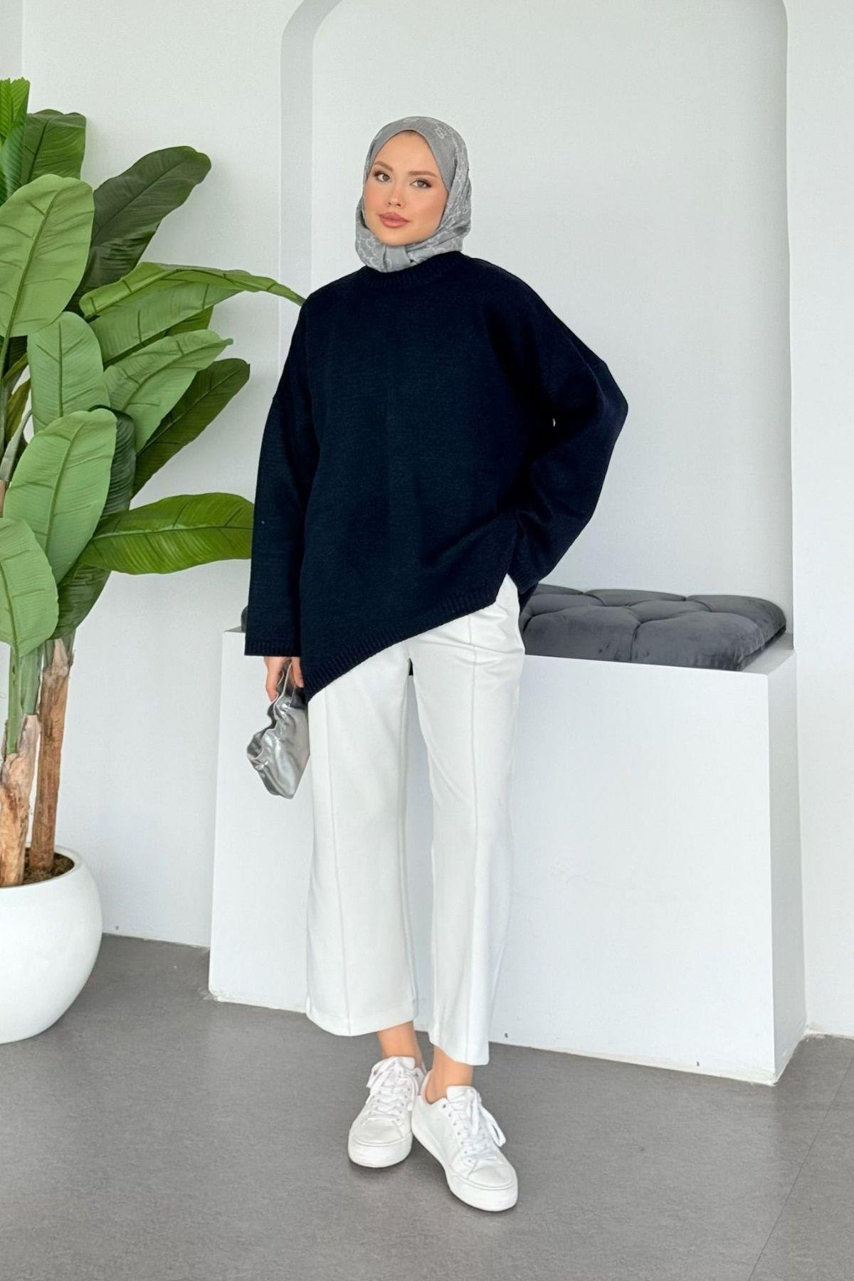  Sezin Ön Oval Kazak Koyu Lacivert, Fiyatları  Sezin Ön Oval Kazak Koyu Lacivert- Haza Moda 