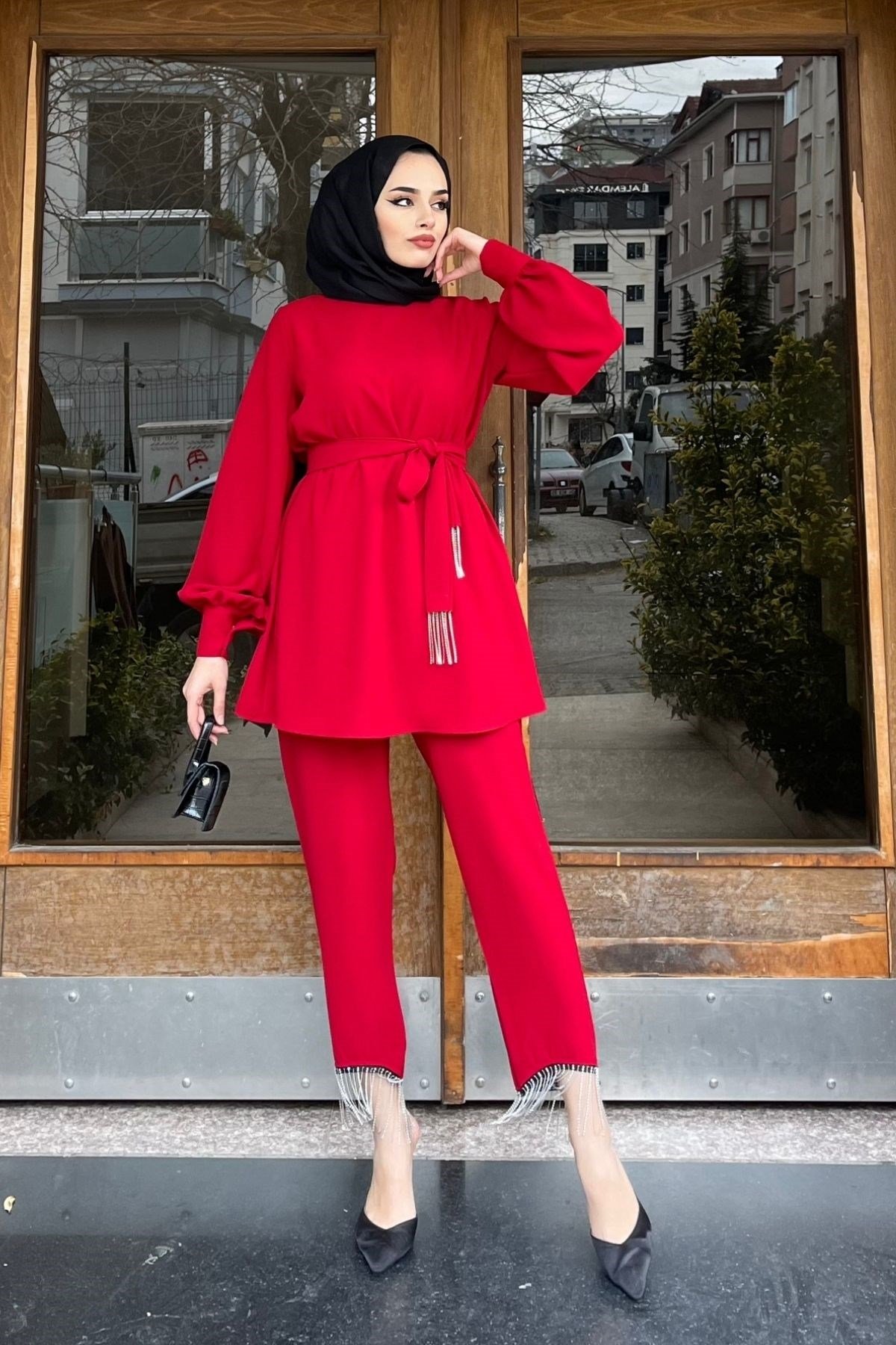 Adenya Zincir Takım-KIRMIZI, Fiyatları Diyena Püskül Takım-MOR – Haza Moda | Tesettür Giyim