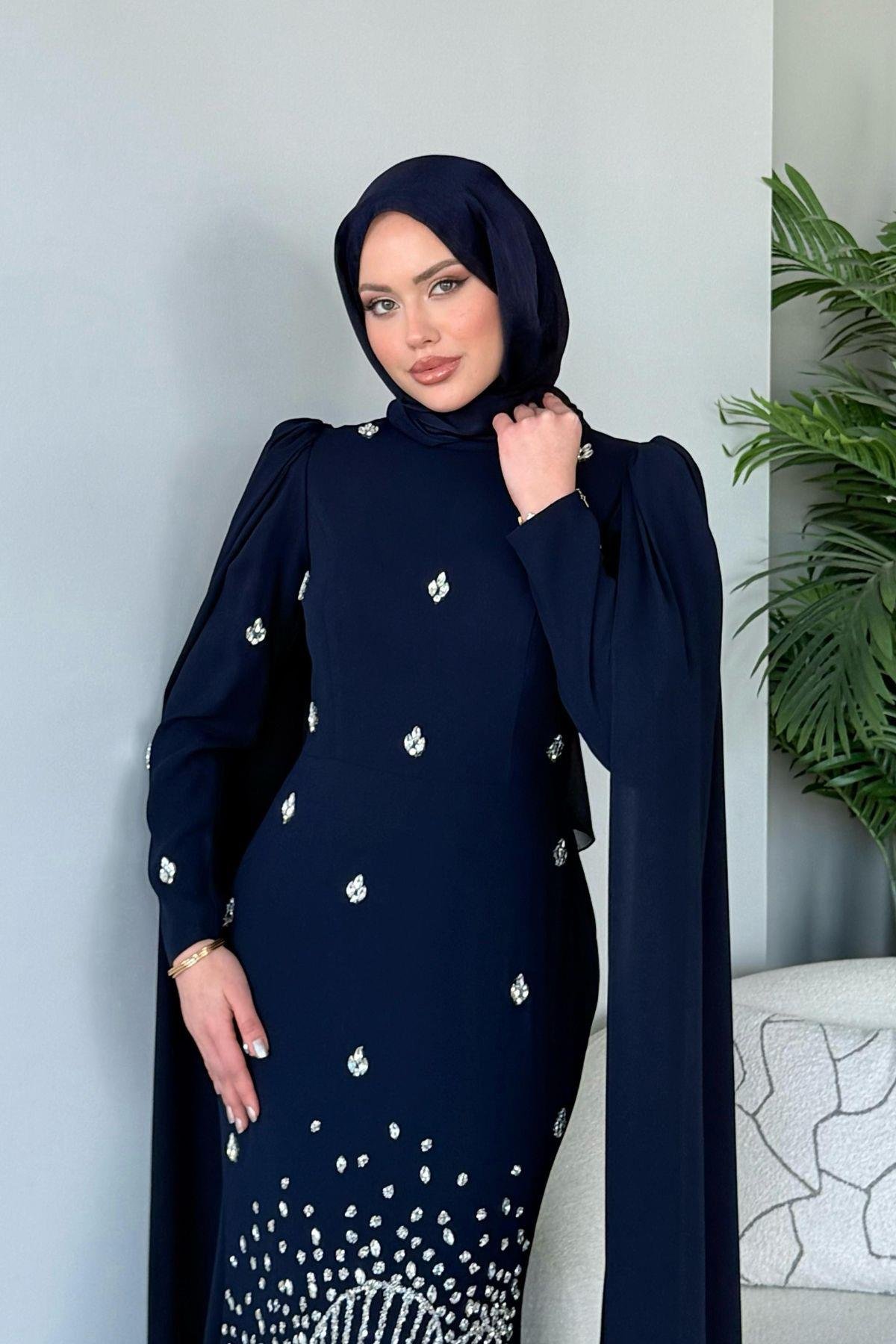 Adriana Taş İşleme Abiye Lacivert, Fiyatları Adriana Taş İşleme Abiye Lacivert- Haza Moda 