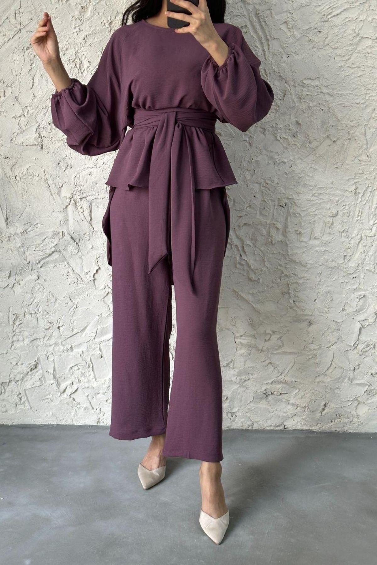 Airobin Kemerli Takım Mürdüm, Fiyatları Airobin Kemerli Takım Mürdüm – Haza Moda | Tesettür Giyim