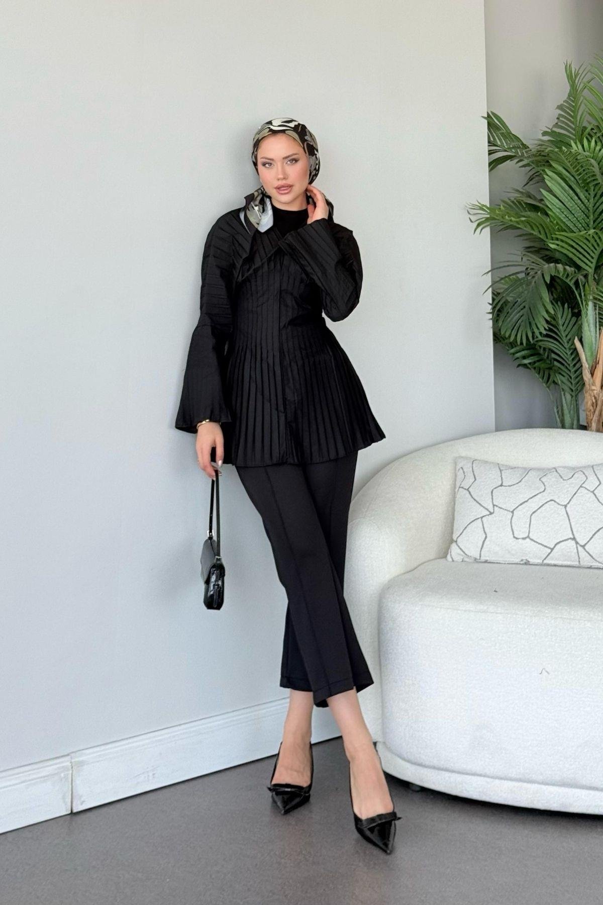 Arina Piliseli Gömlek Siyah, Fiyatları Arina Piliseli Gömlek Siyah- Haza Moda 