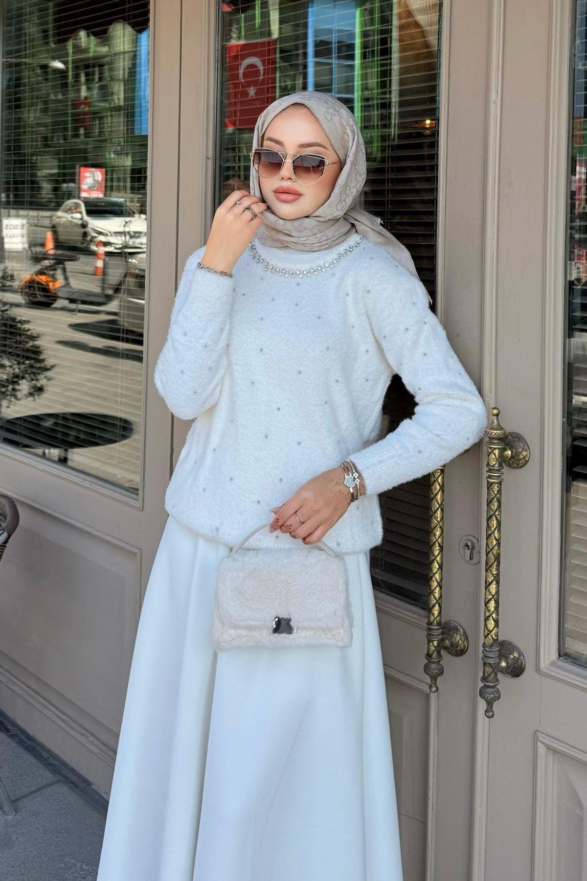 Barles Kazak Beyaz, Fiyatları 