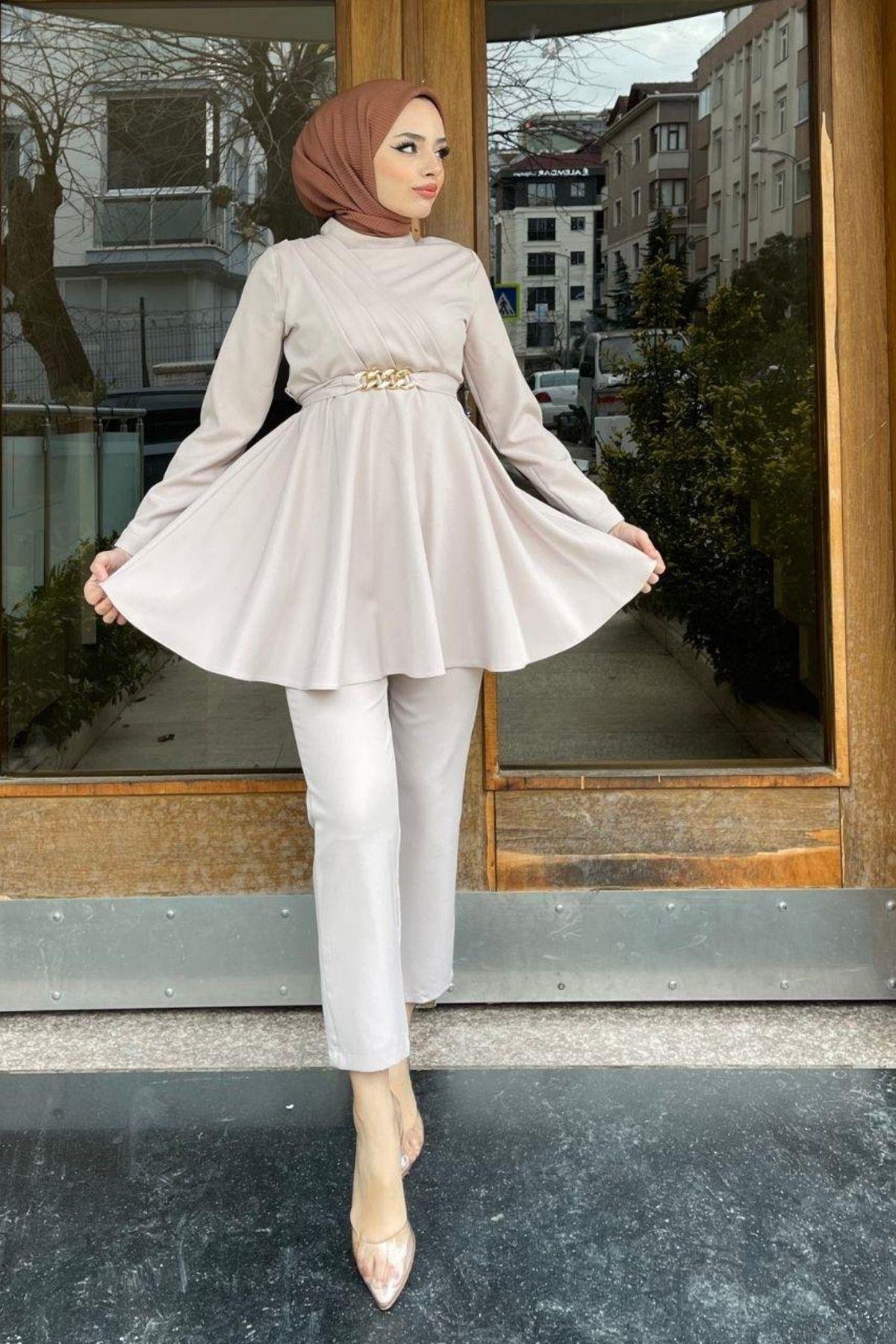 Beli Zincirli Yan Piliseli Takım Taş, Fiyatları Beli Zincirli Yan Piliseli Takım Taş – Haza Moda | Tesettür Giyim