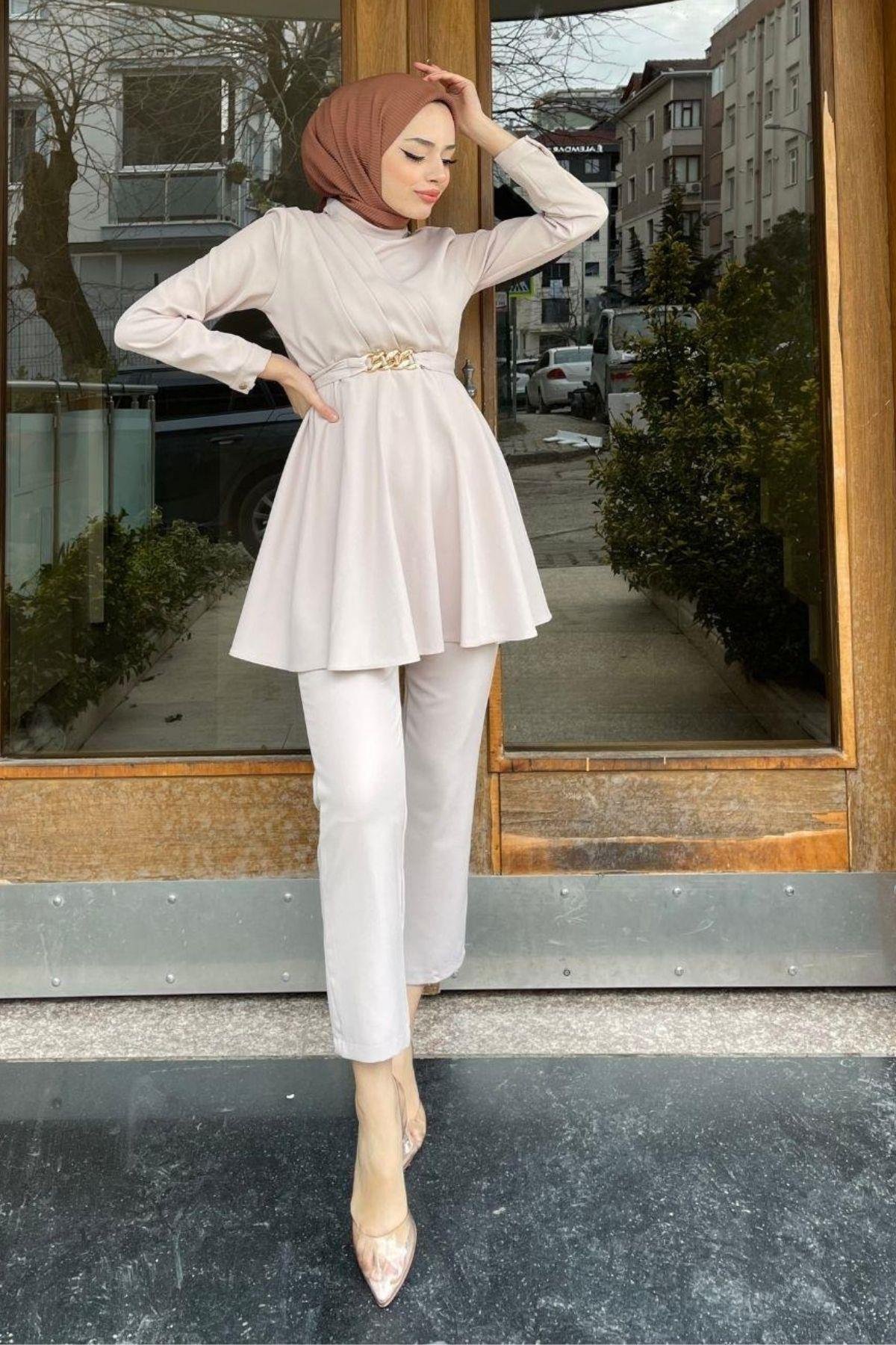 Beli Zincirli Yan Piliseli Takım Taş, Fiyatları Beli Zincirli Yan Piliseli Takım Taş – Haza Moda | Tesettür Giyim