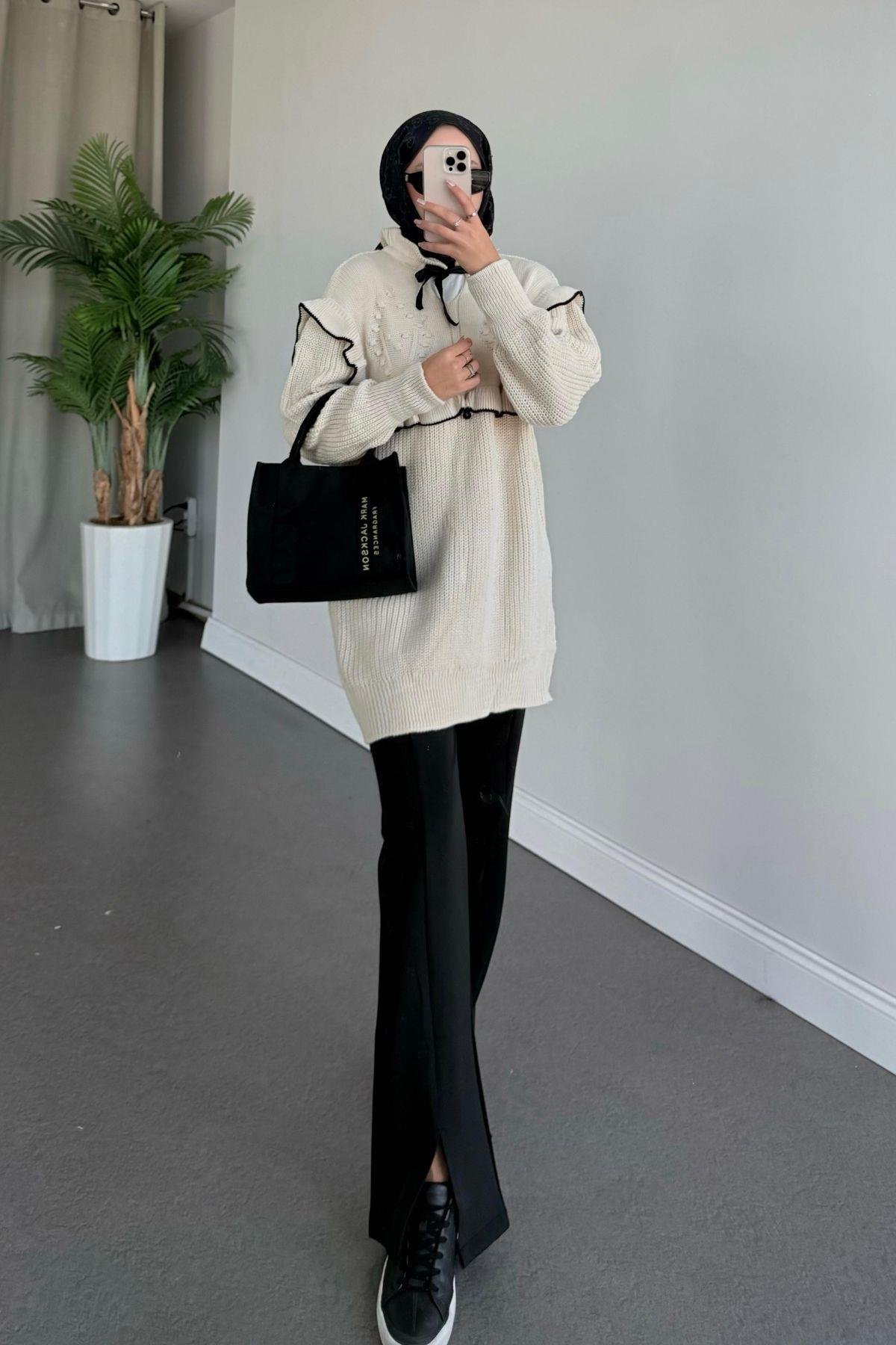 Beyzade Triko Kazak Bej, Fiyatları Haza Moda | Tesettür Giyim | Beyzade Triko Kazak Bej