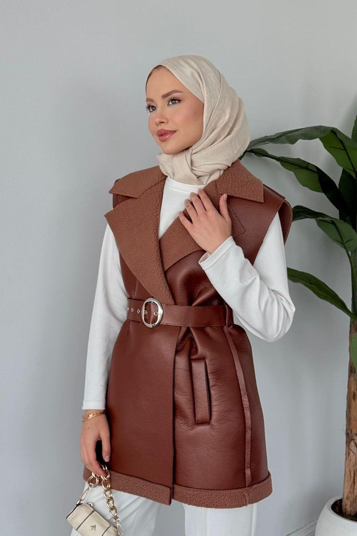 Bsf Deri Nubuk Yelek Camel, Fiyatları Çantalı Kürklü Yelek Siyah- Haza Moda 