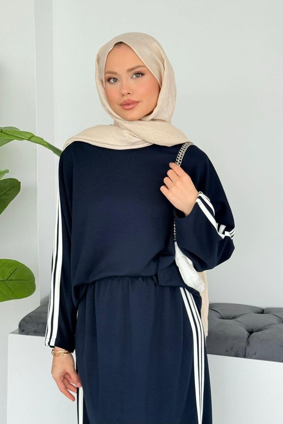 Charm Şeritli Etekli Takım Lacivert, Fiyatları 