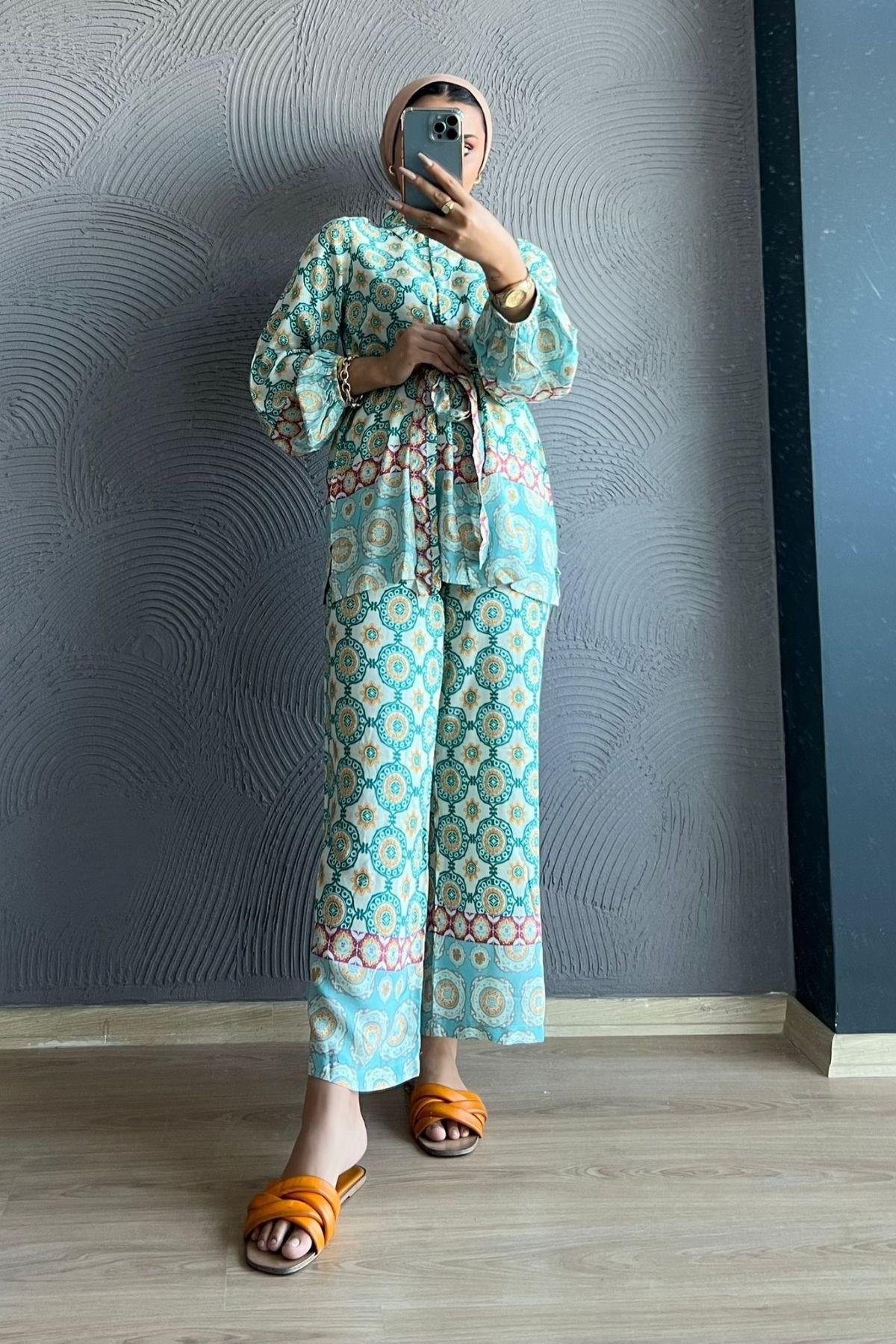 Çini Desen Viskon Takım-MİNT, Fiyatları Anna Takım-SİYAH – Haza Moda | Tesettür Giyim