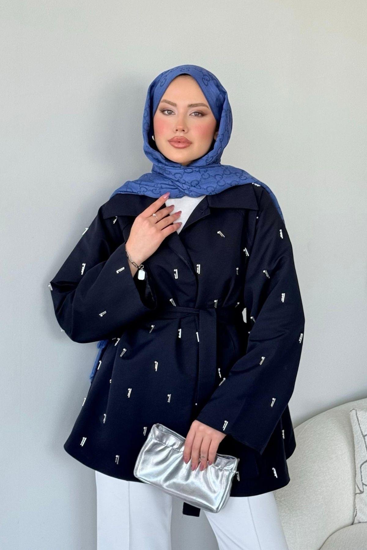 Damla İnci Baskılı Trenç Lacivert, Fiyatları 