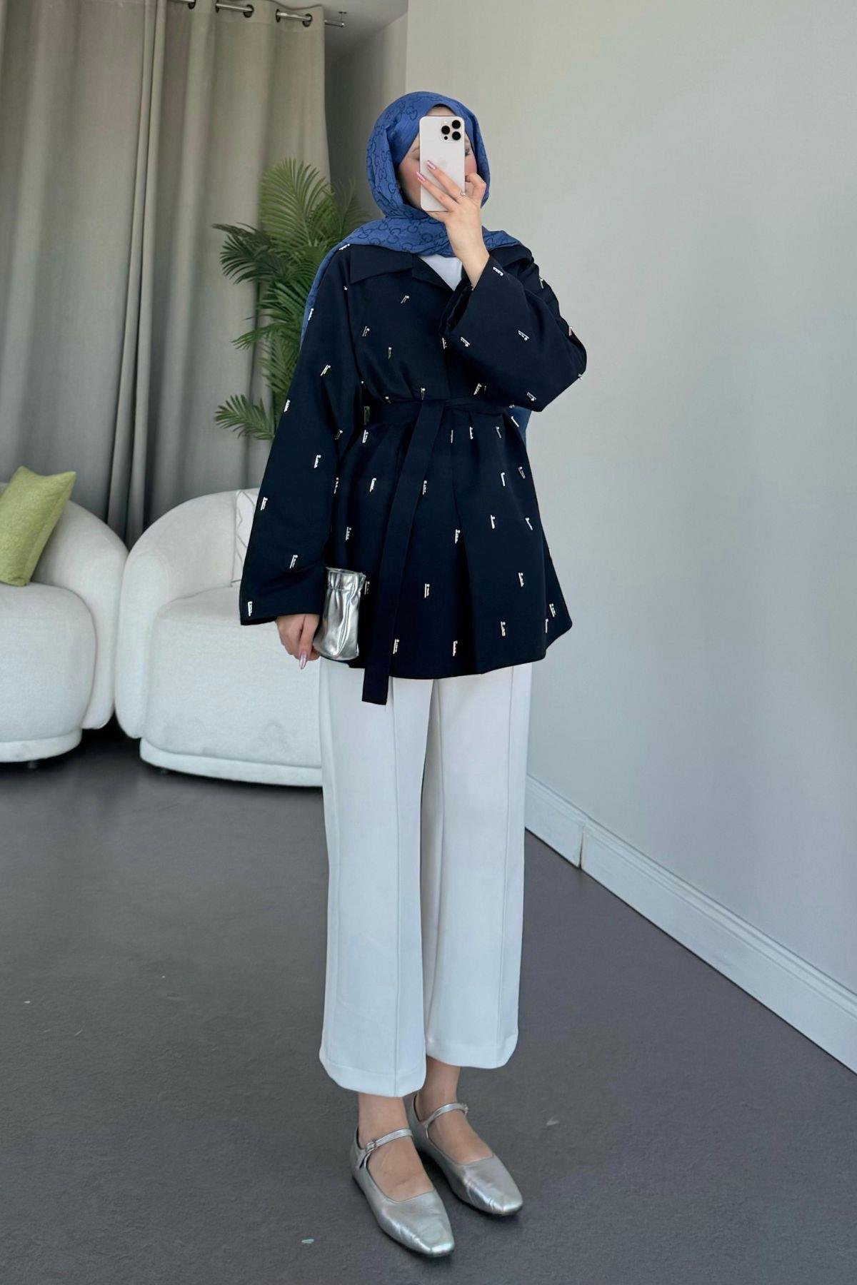 Damla İnci Baskılı Trenç Lacivert, Fiyatları 