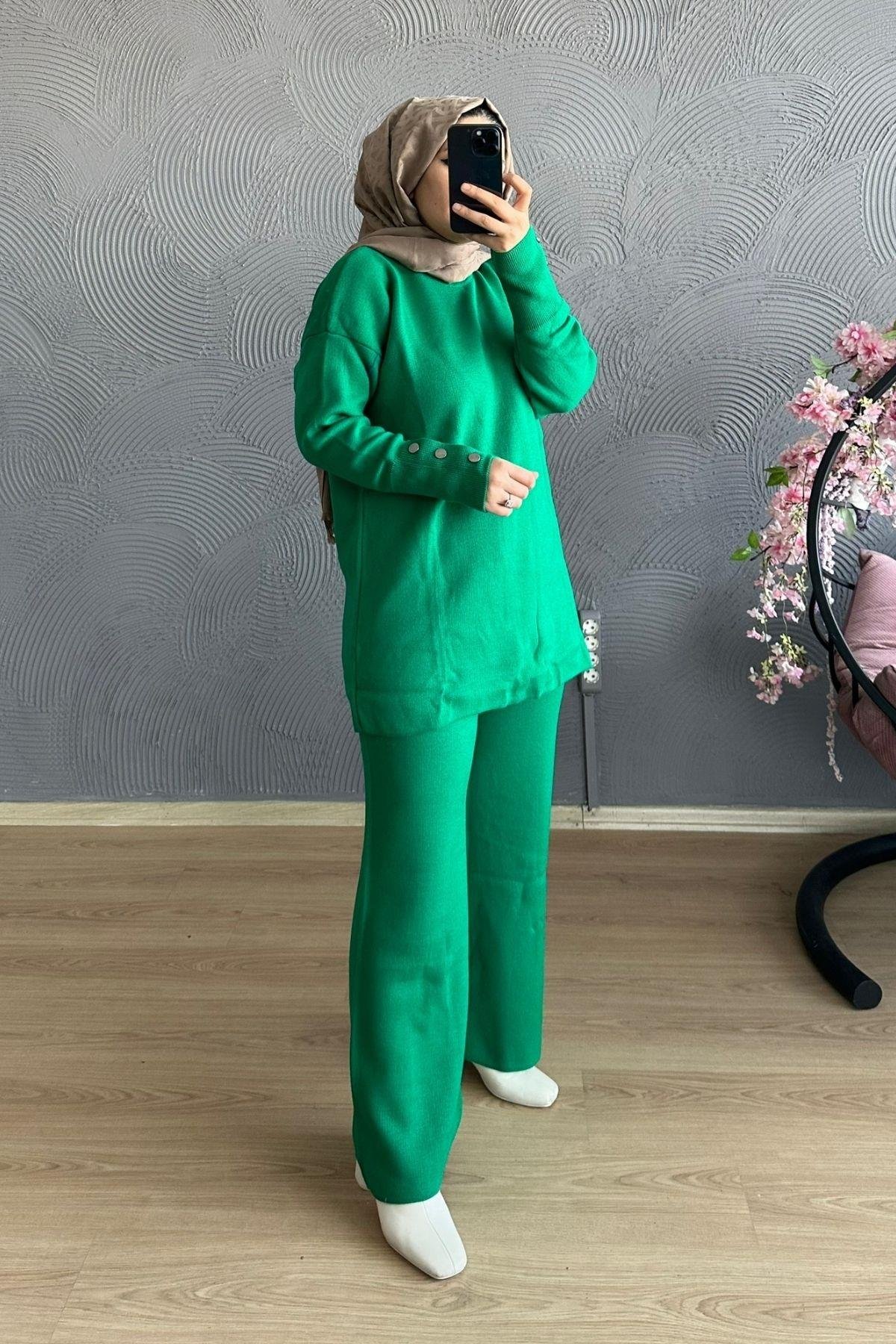 Dermiş Düğme Takım BENETTON, Fiyatları Dermiş Düğme Takım GRİ – Haza Moda | Tesettür Giyim