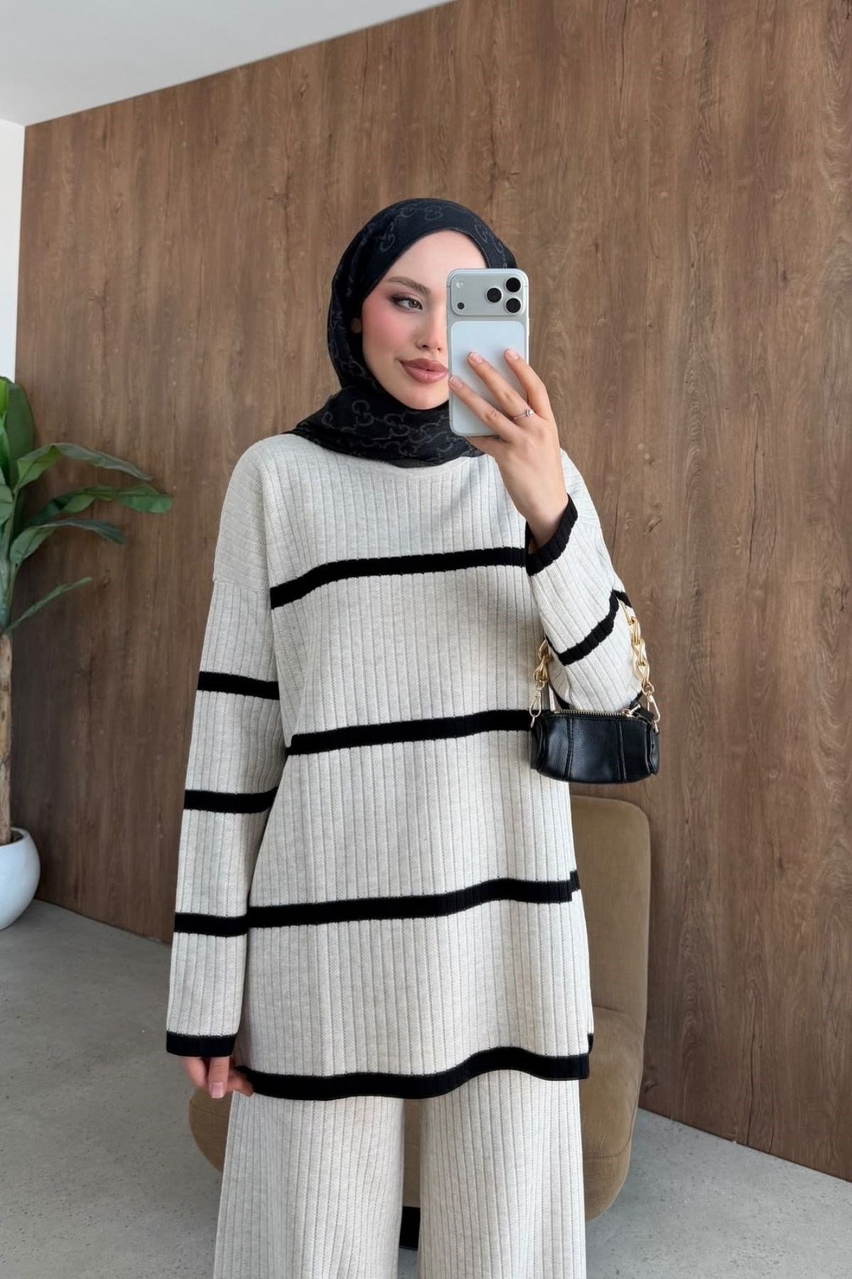 Deyzi Triko Takım Bej, Fiyatları Deyzi Triko Takım Bej– Haza Moda | Tesettür Giyim