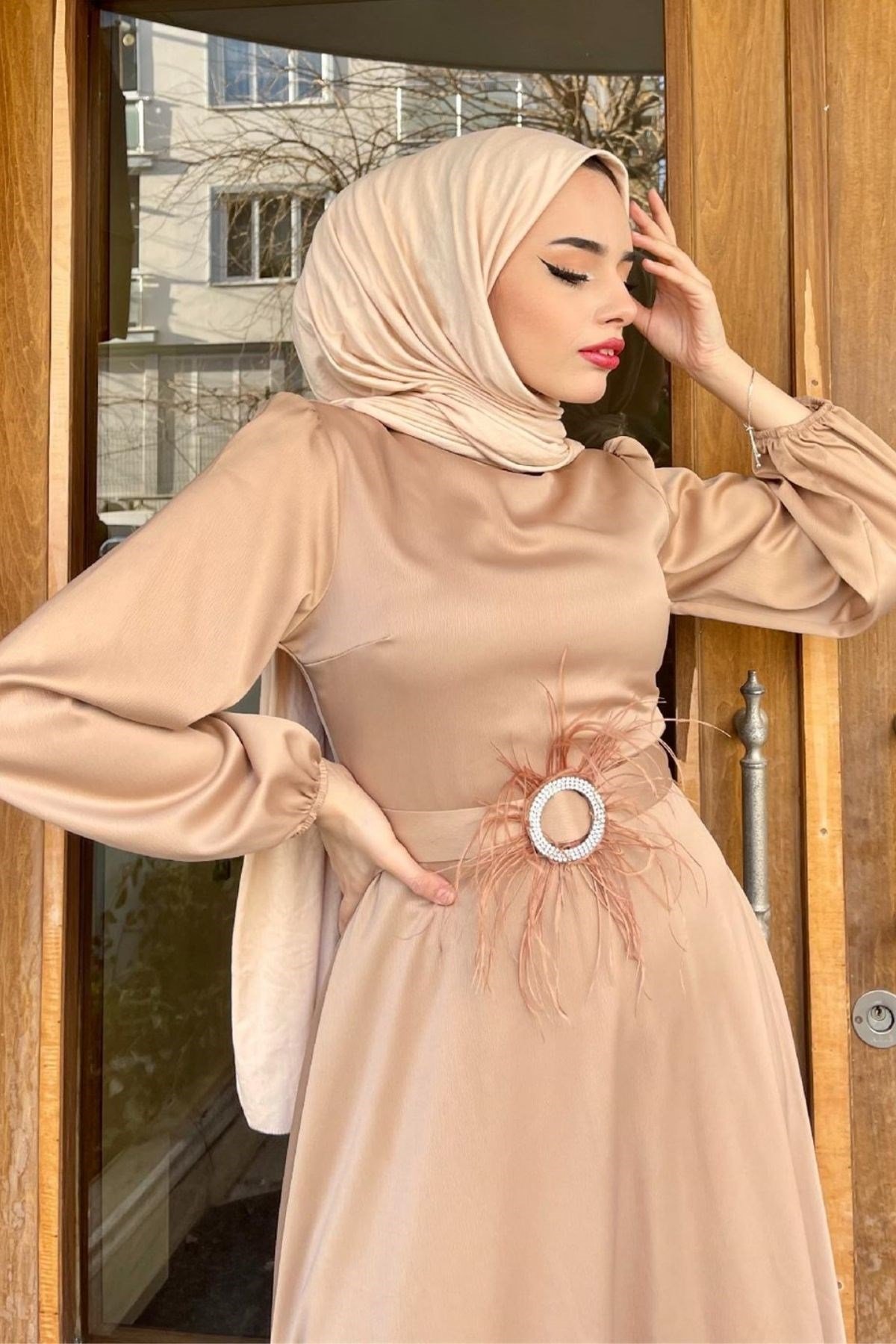 Esila Tüy Detay Abiye CAMEL, Fiyatları Esila Tüy Detay Abiye CAMEL– Haza Moda | Tesettür Giyim