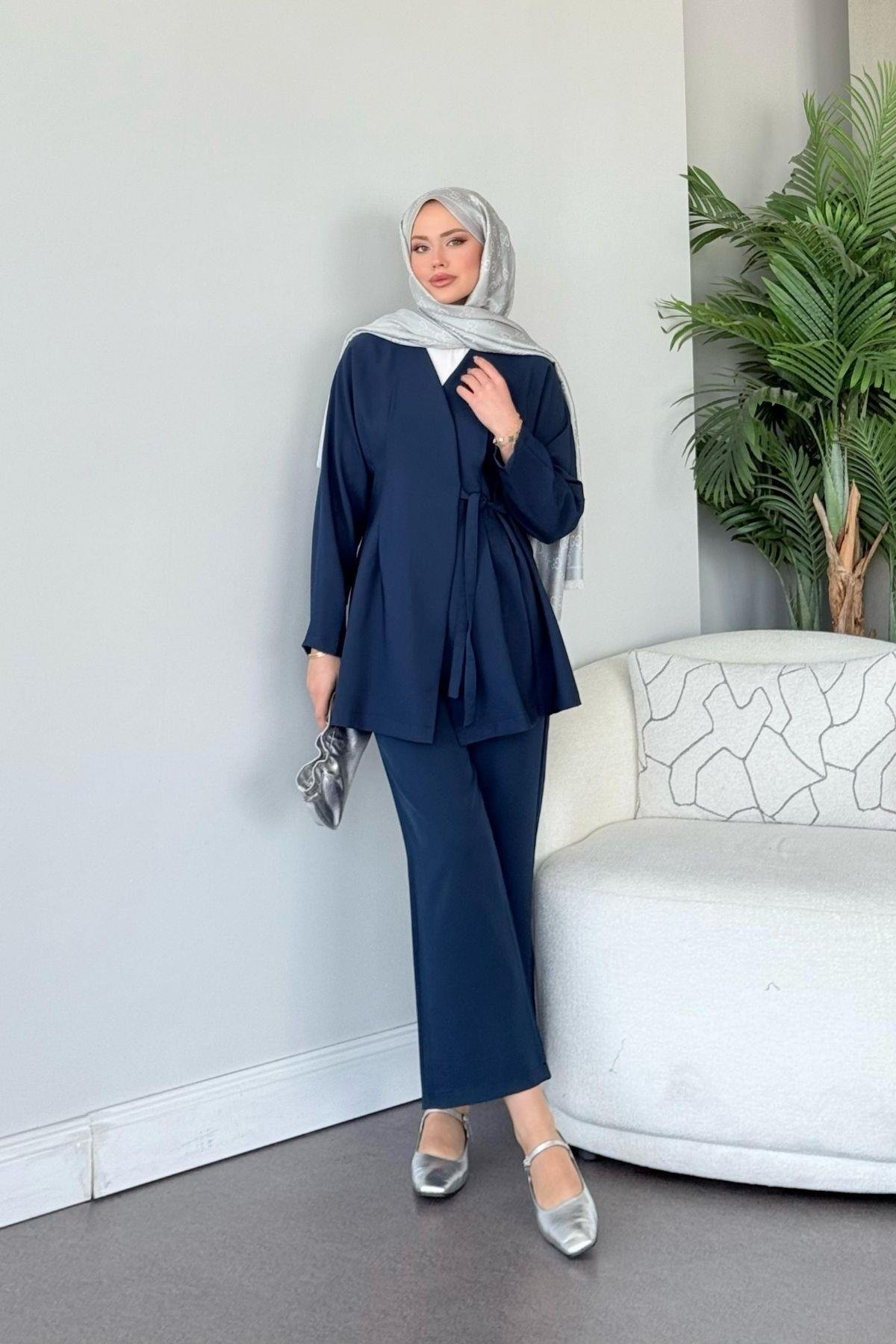 Esra Bağlamalı Takım Lacivert, Fiyatları Esra Bağlamalı Takım Lacivert- Haza Moda 