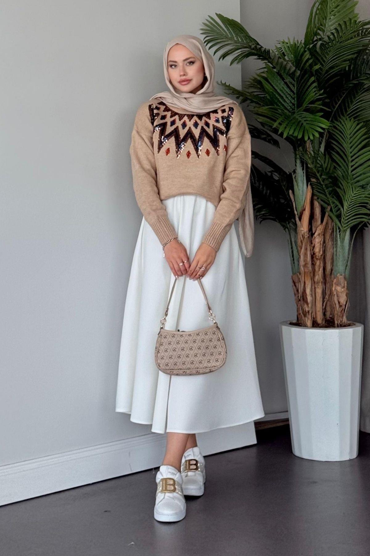 Etnika Kazak Bej, Fiyatları 