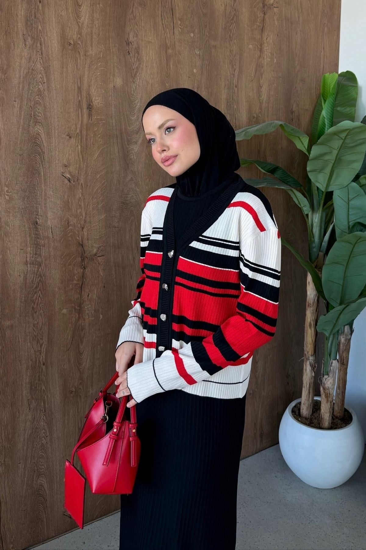 Falco Çizgili Takım Kırmızı, Fiyatları Falco Çizgili Takım Kırmızı| Haza Moda