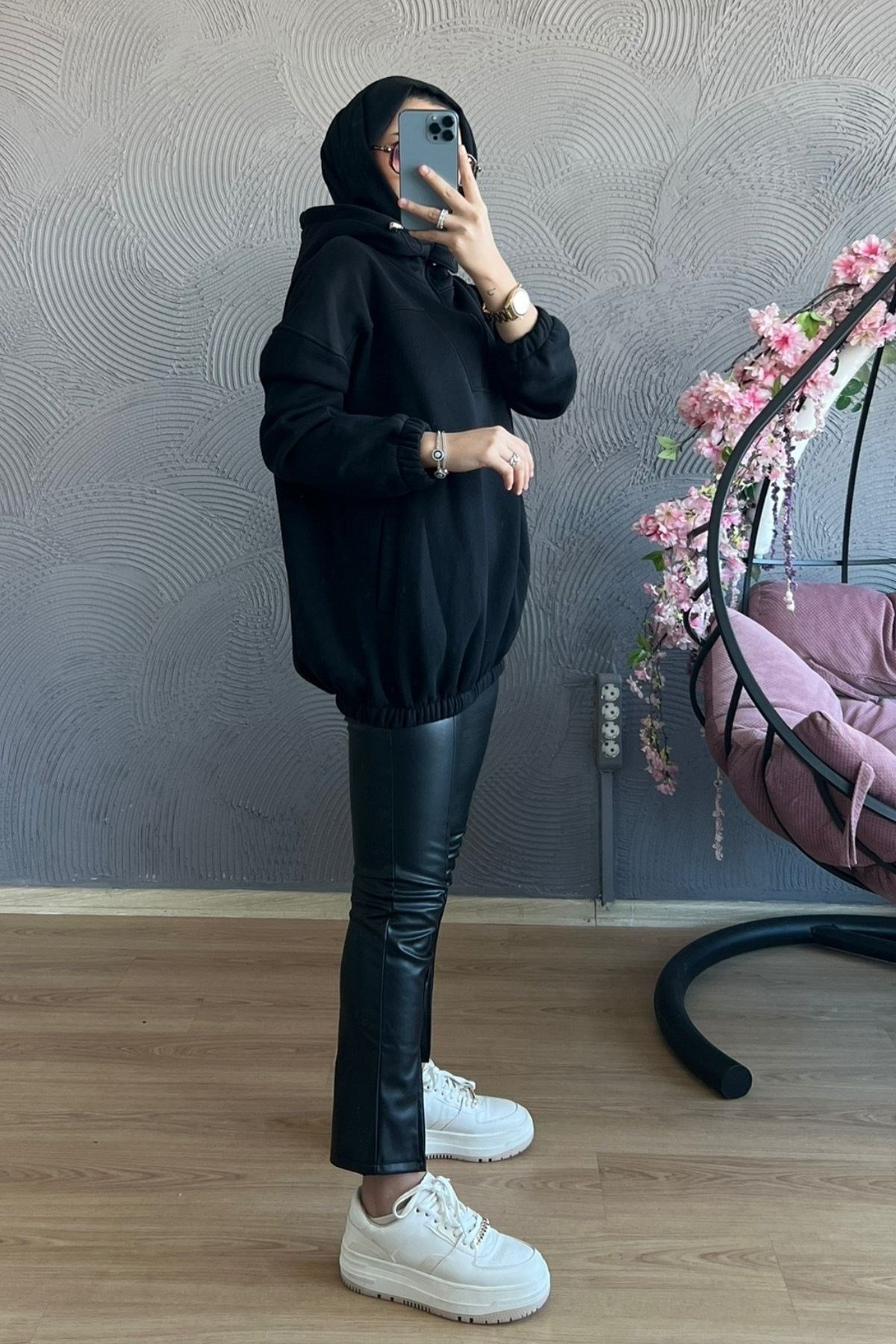 Fermuarlı Sweat-SİYAH, Fiyatları Yırtmaçlı Kapişonlu Sweat-AÇIK YEŞİL – Haza Moda | Tesettür Giyim