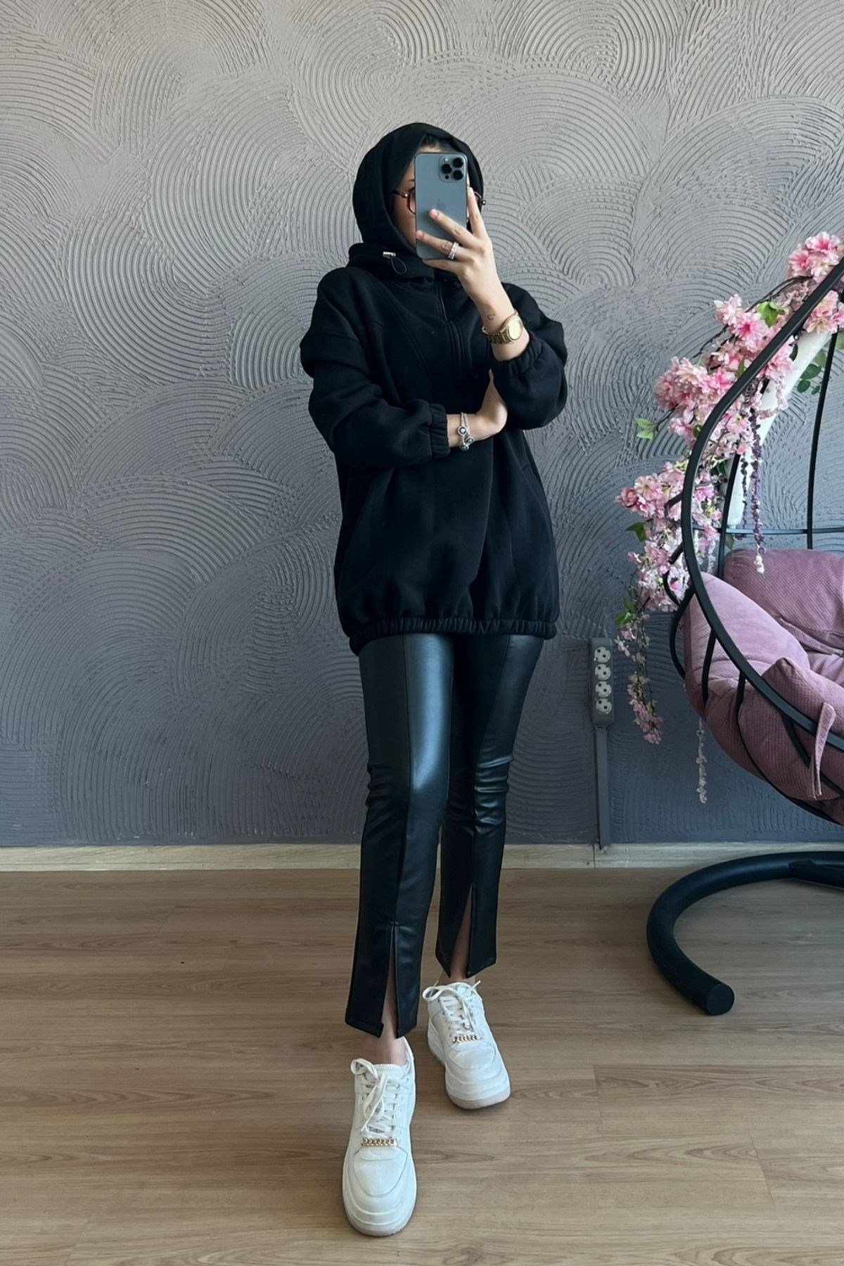 Fermuarlı Sweat-SİYAH, Fiyatları Yırtmaçlı Kapişonlu Sweat-AÇIK YEŞİL – Haza Moda | Tesettür Giyim