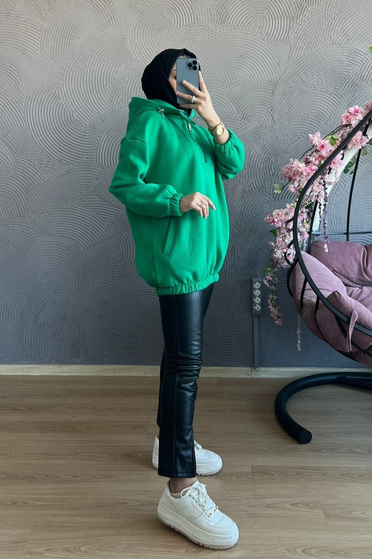 Fermuarlı Sweat-YEŞİL, Fiyatları Yırtmaçlı Kapişonlu Sweat-AÇIK YEŞİL – Haza Moda | Tesettür Giyim