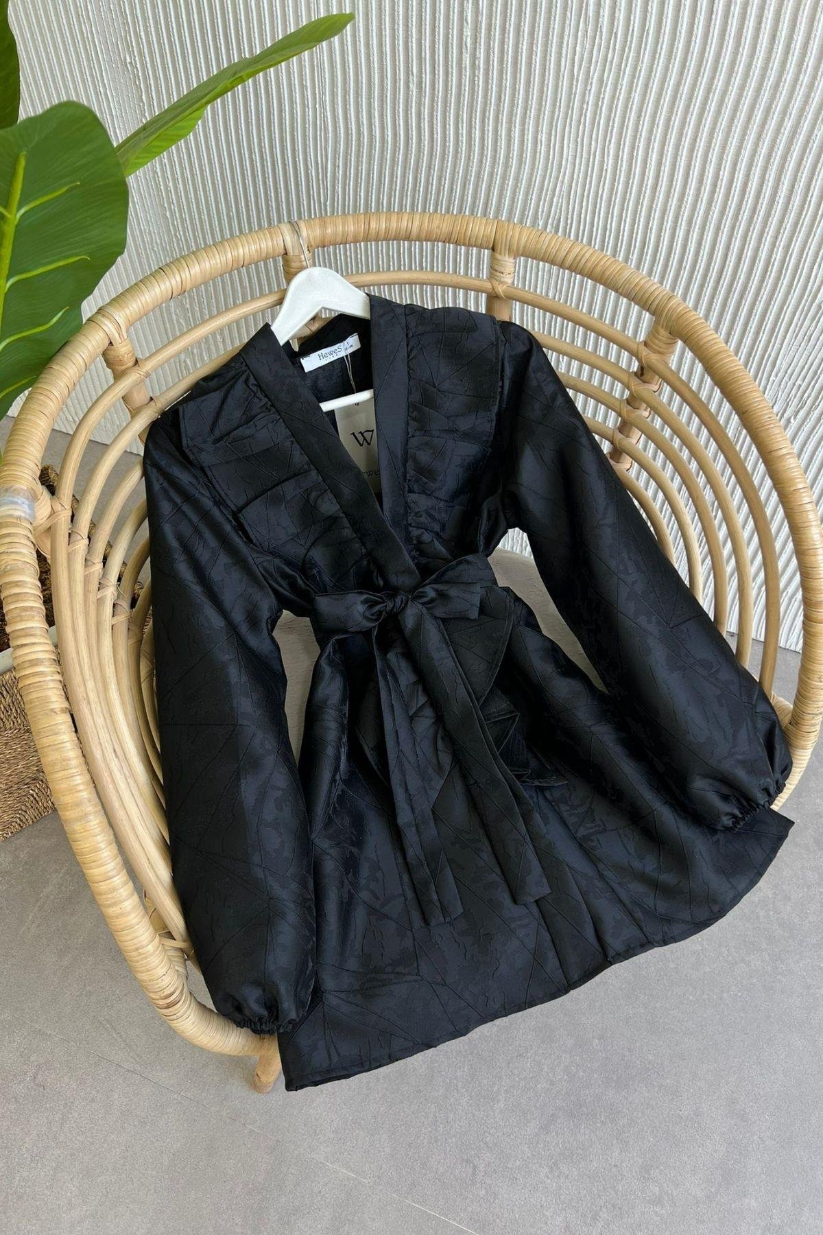 Fırfırlı Jakar Ceket Siyah, Fiyatları 