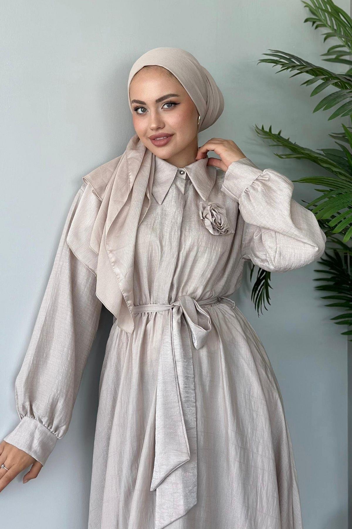 Gül Broşlu Elbise Bej, Fiyatları 