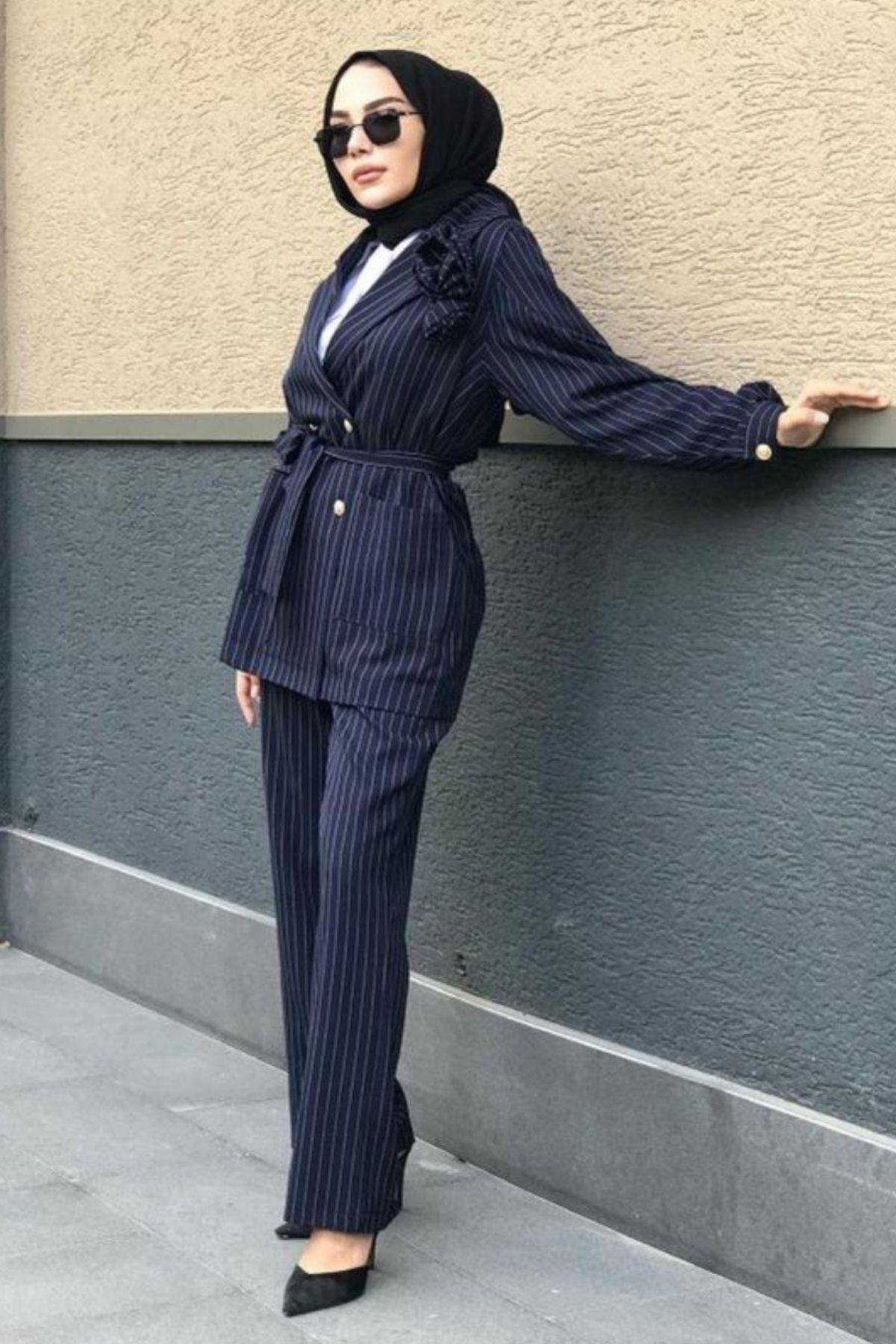 Güllü Çizgili Takım Lacivert, Fiyatları 