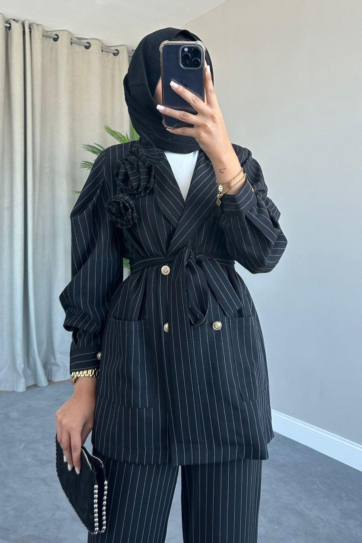 Güllü Çizgili Takım Siyah, Fiyatları 