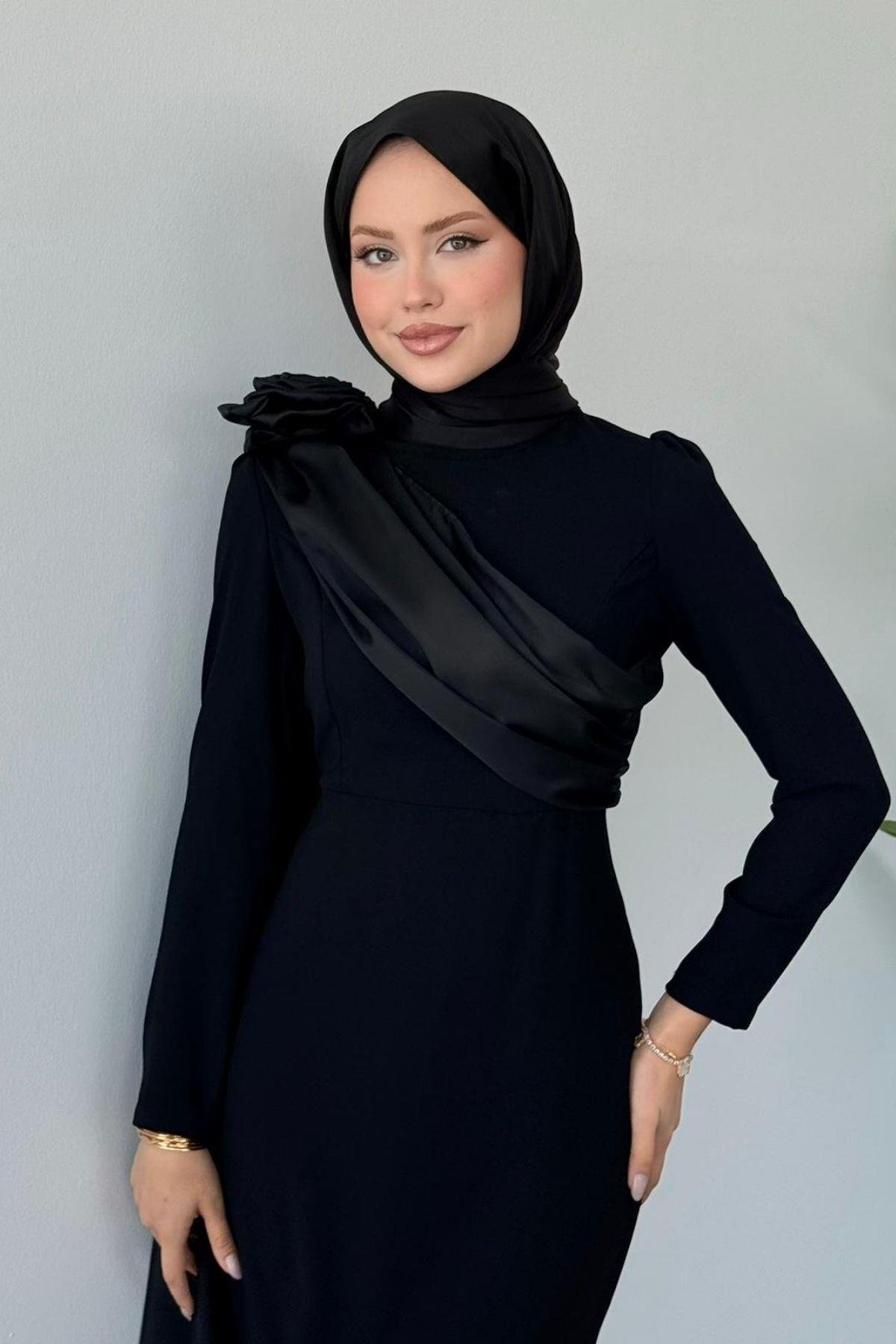 Hayra Kuyruklu Abiye Siyah, Fiyatları Hayra Kuyruklu Abiye Siyah- Haza Moda 