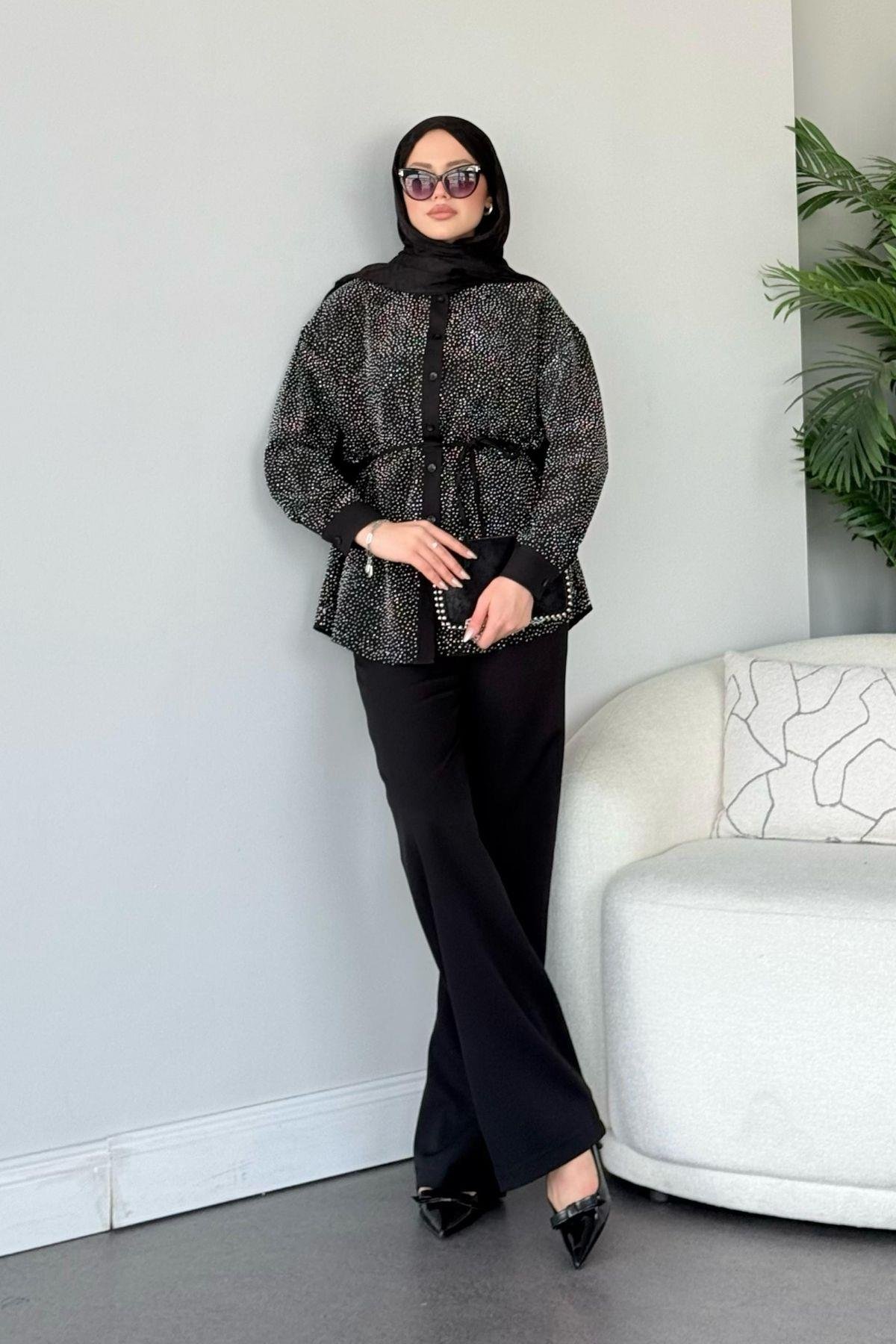 Işıltılı Takım Siyah, Fiyatları 