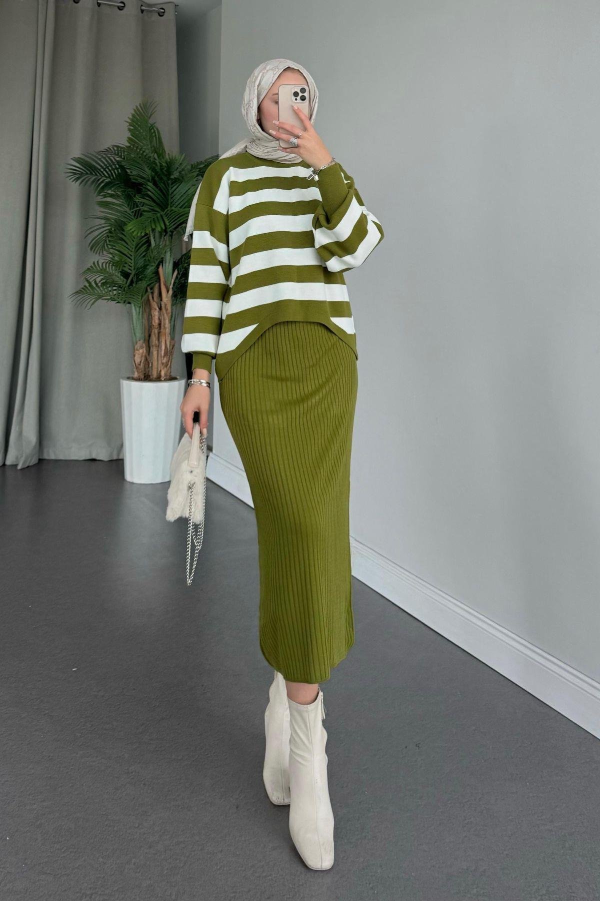 Jileli Triko Takım Yağyeşili, Fiyatları Haza Moda | Tesettür Giyim | Jileli Triko Takım Yağyeşili