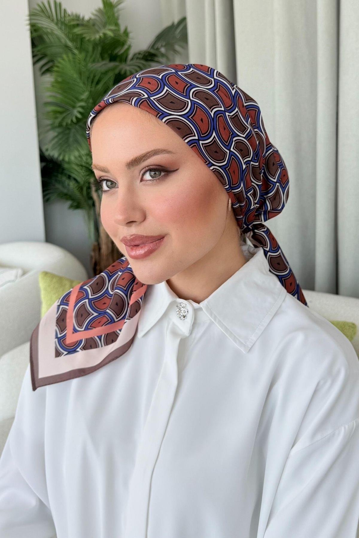 Karel Desenli Eşarp Kahve, Fiyatları Karel Desenli Eşarp Kahve- Haza Moda 